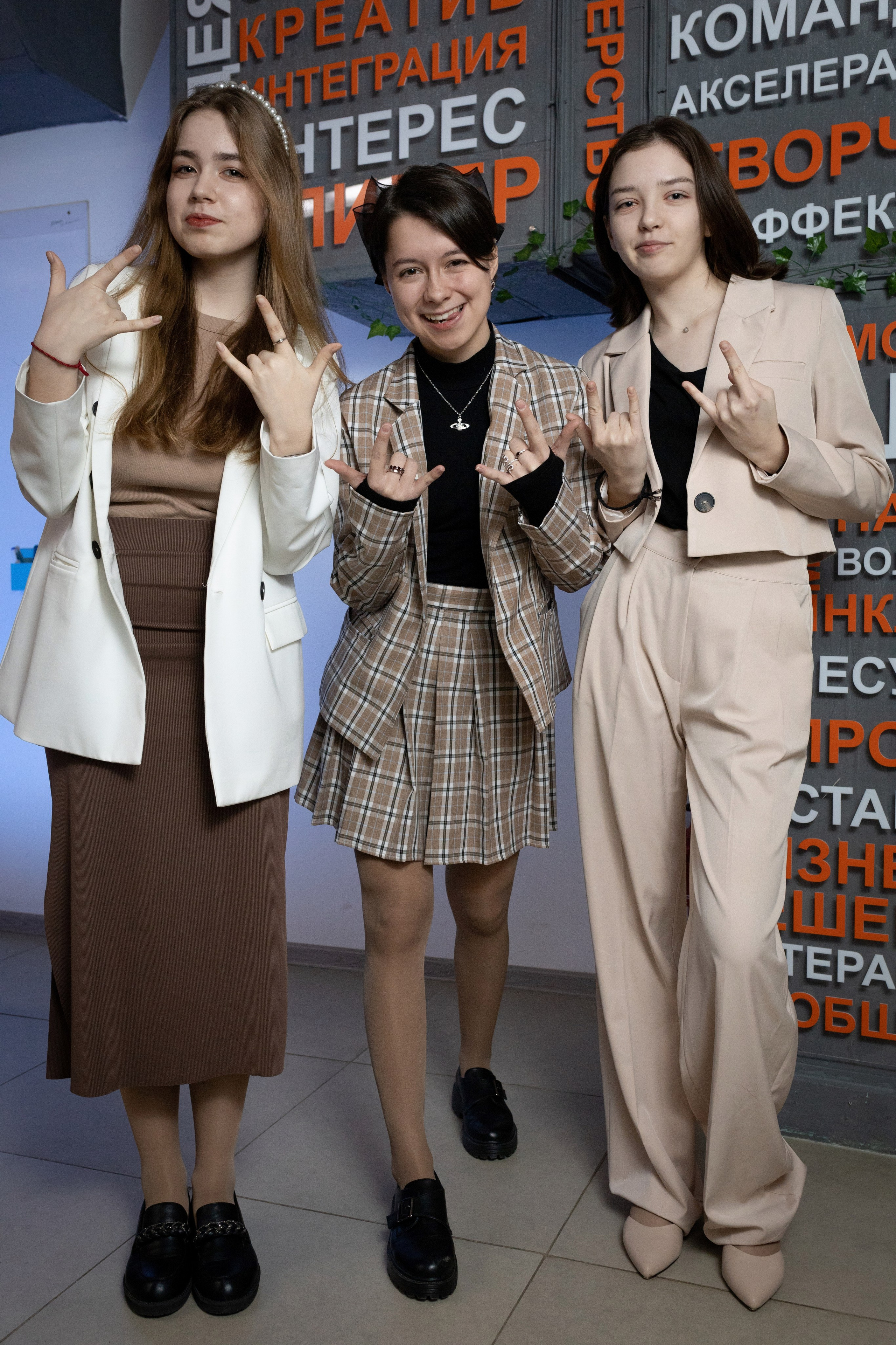 Старшая школа. Литовкина Анастасия фотограф, выпускные альбомы г. Мирный