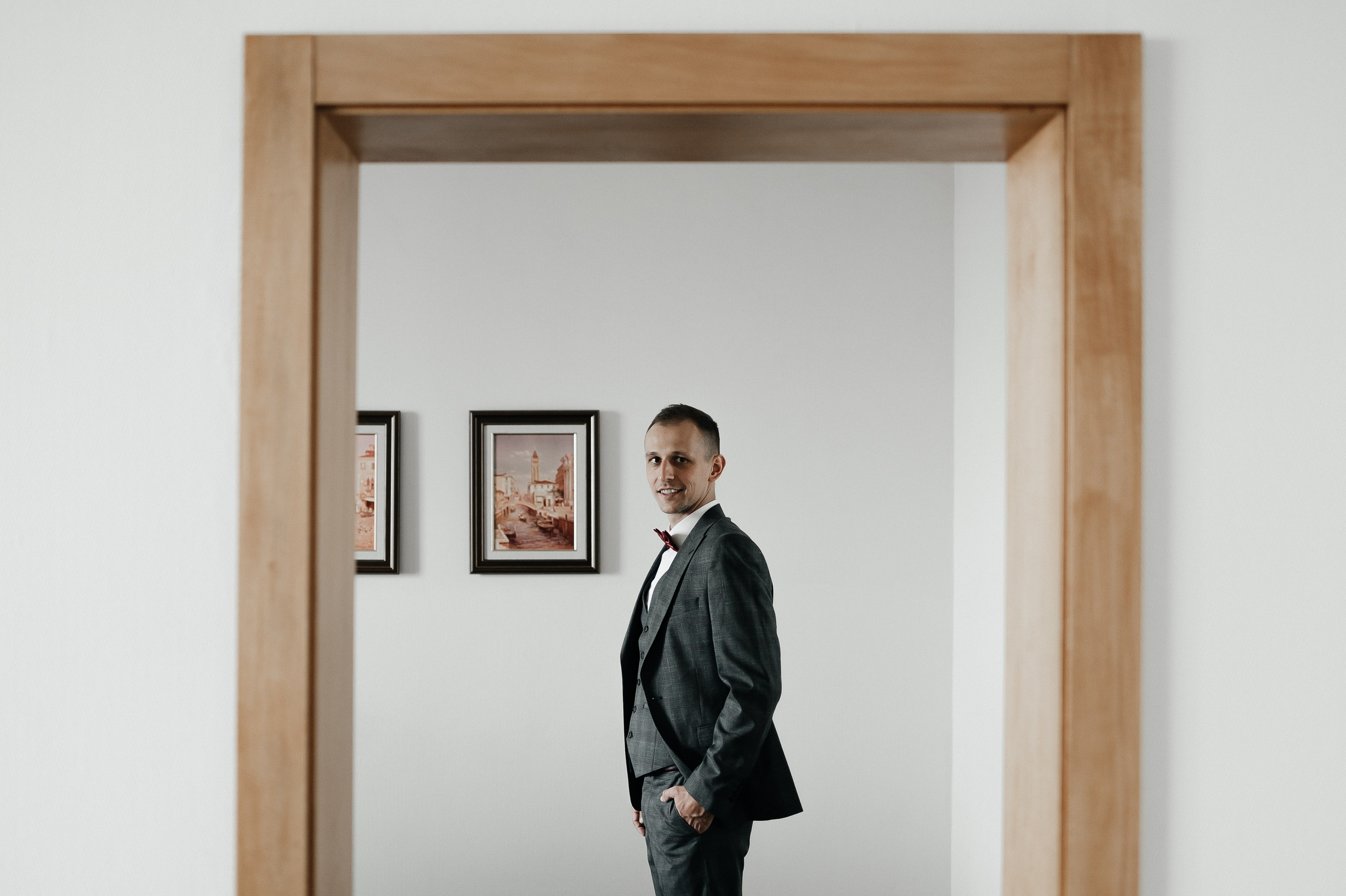 Свадебные сборы и фотосессия в отеле Милан. Свадебный фотограф Москва — Сергей и Татьяна