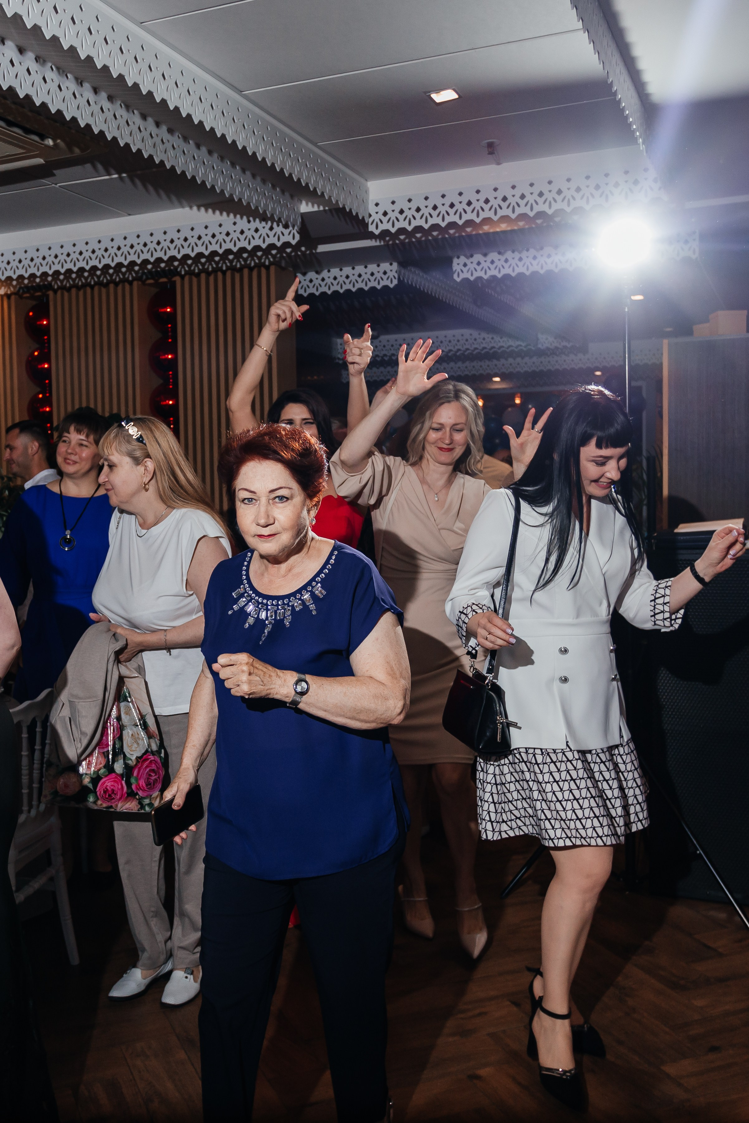 Выпускной 11 «А». Школа № 42. Свадебный фотограф в Краснодаре Николай Крауз