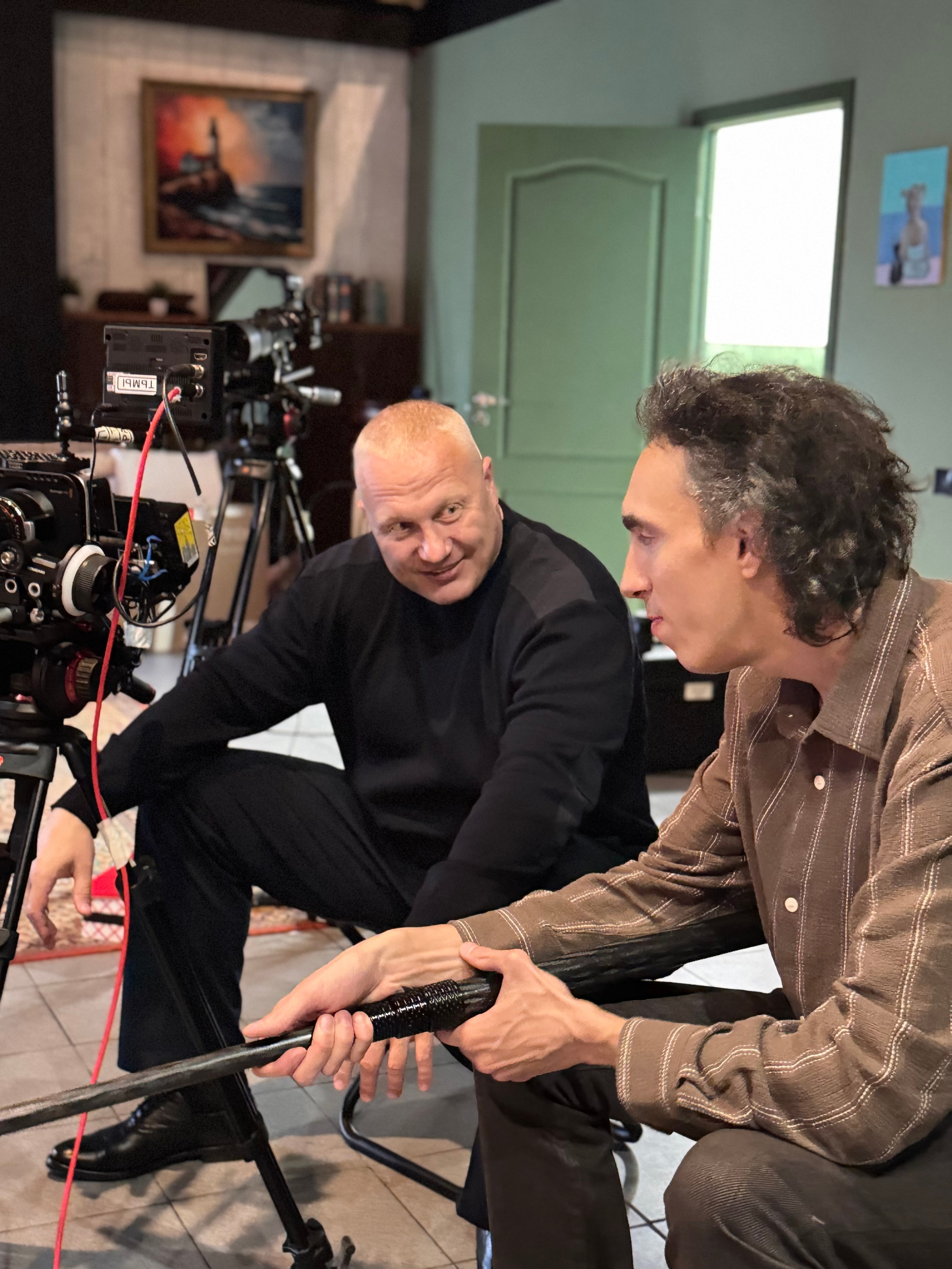 Режиссер Арсений Ганчуков, полный метр «Московские твари». Фотограф, оператор и рилсмейкер в Москве — Ася Палагута