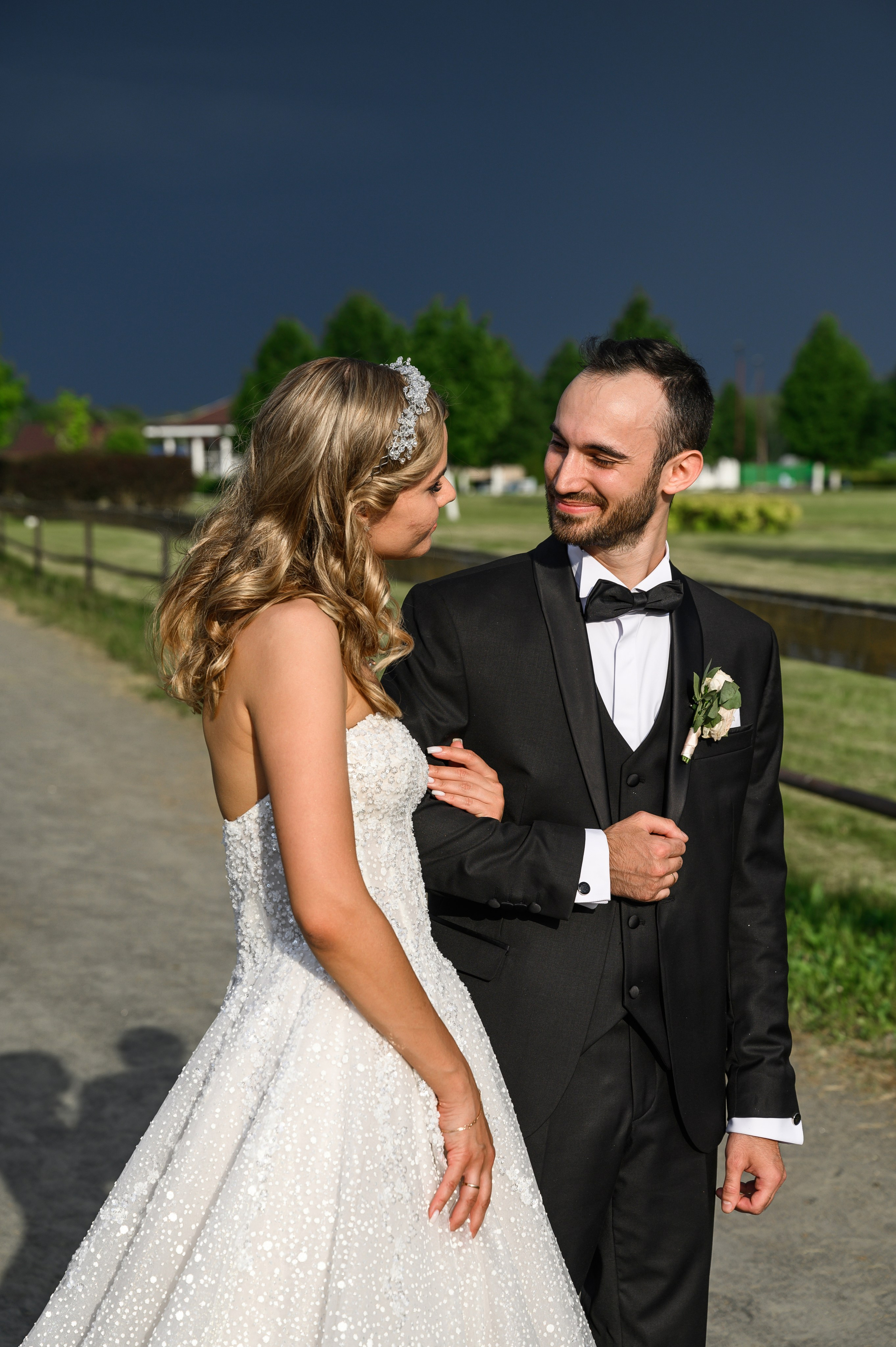 Свадьба шатер Город мастеров — Русская сказка. Свадебный фотограф Москва Юрий Кульман