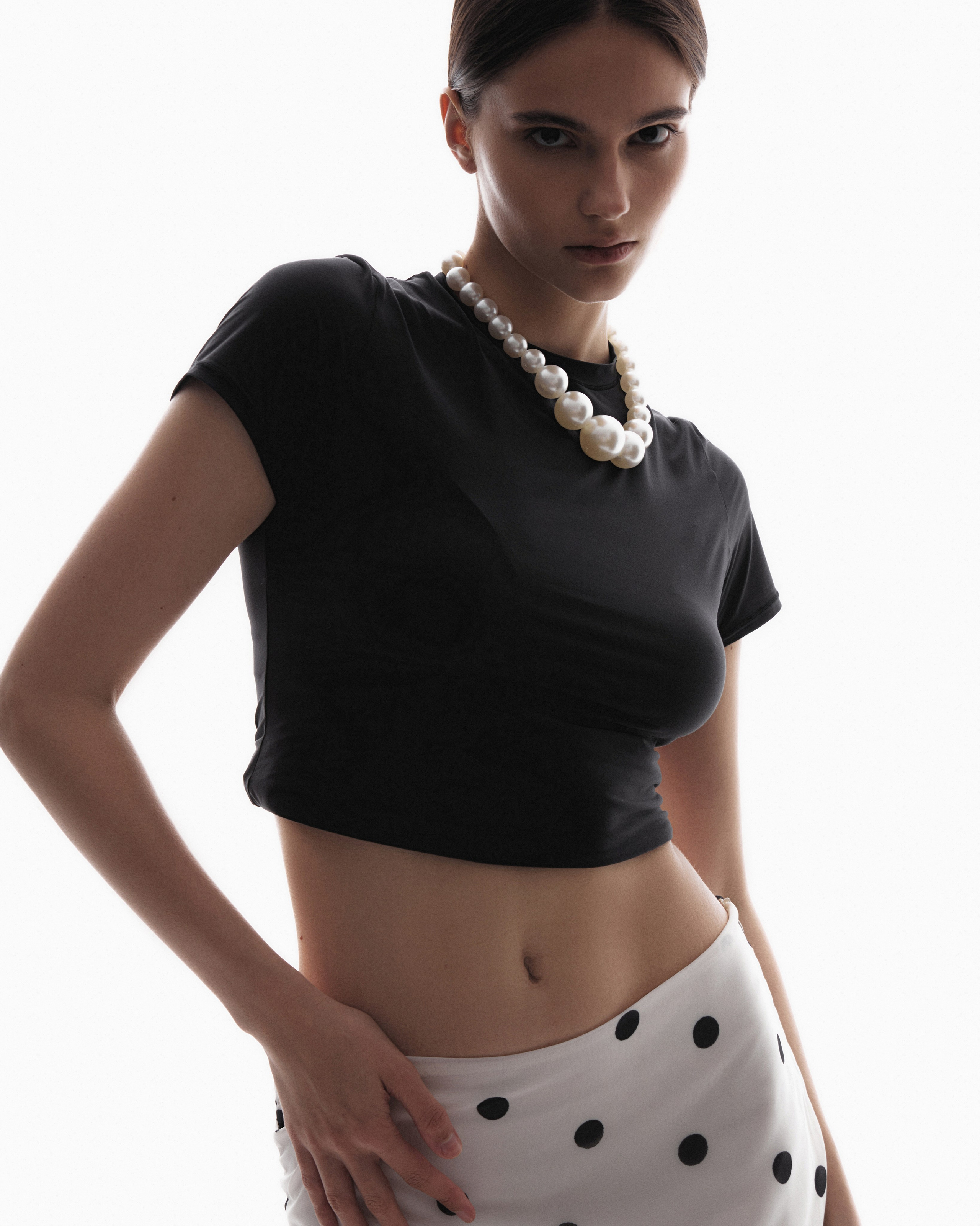 Work with me. Surélisme