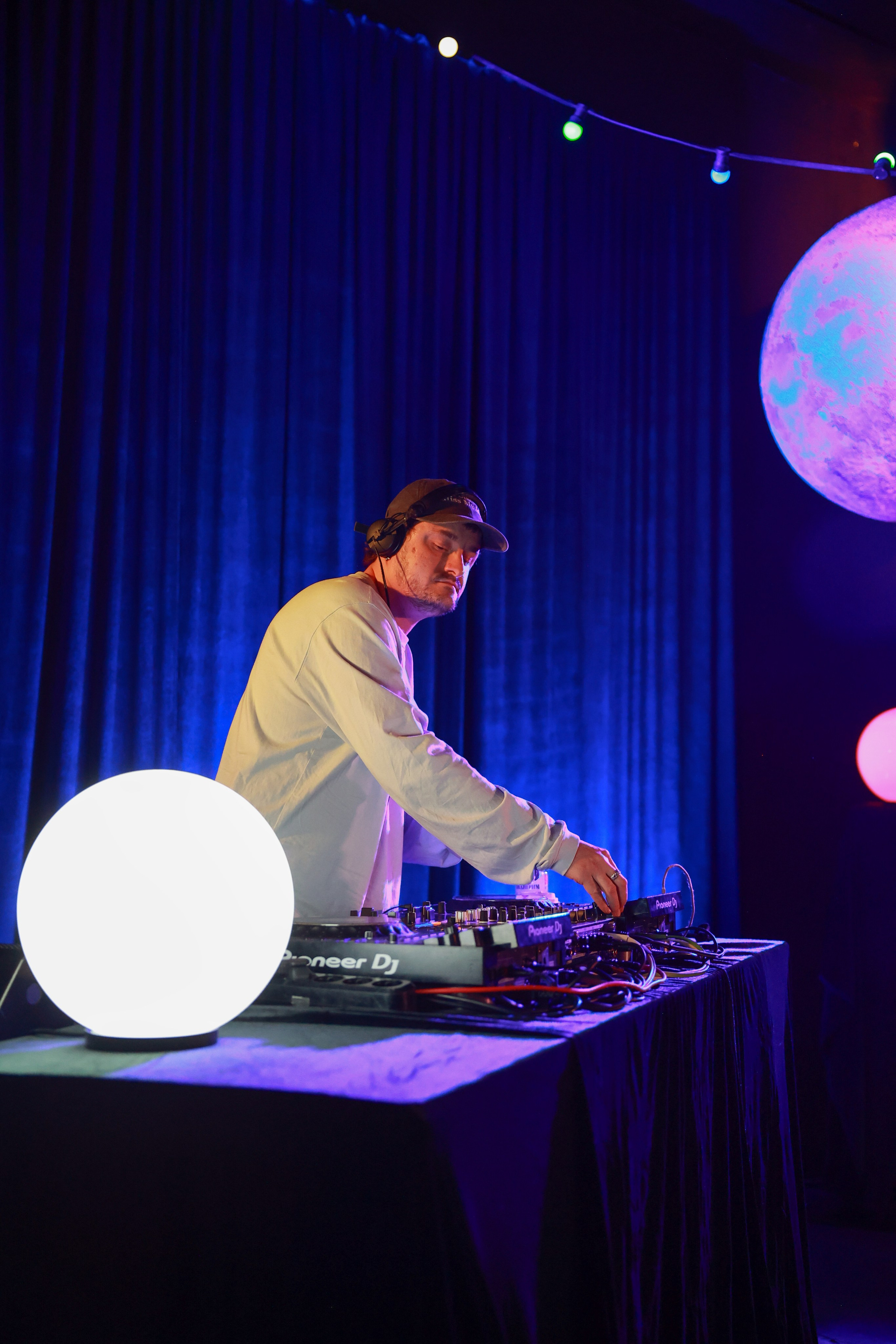 8–9 ноября 2025 в Музее Москвы / фото Саша Жукова. Фотоотчеты «Ламбада-маркета»