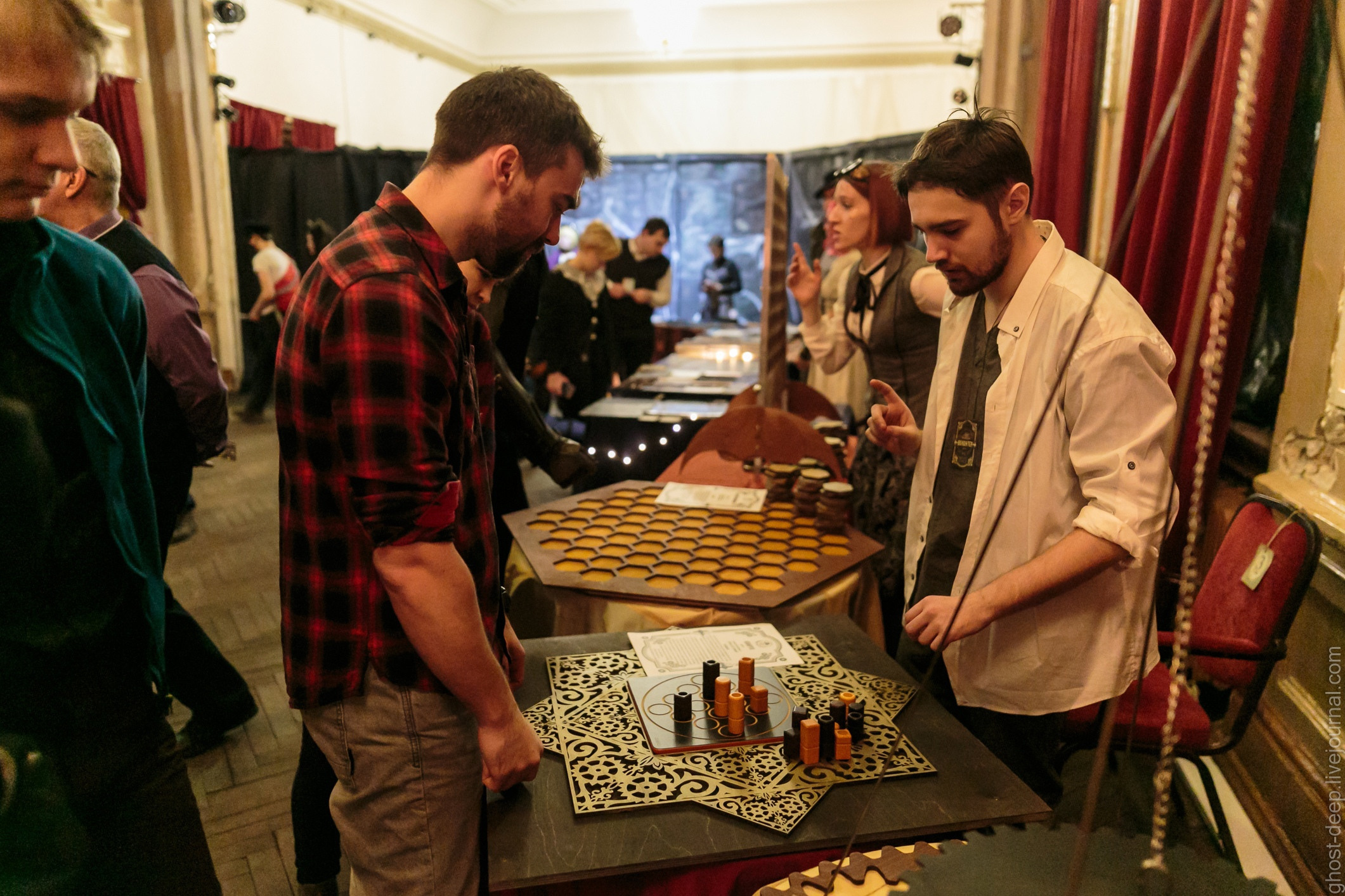 Тематические вечера. Фестивали. Дом Шрёдера