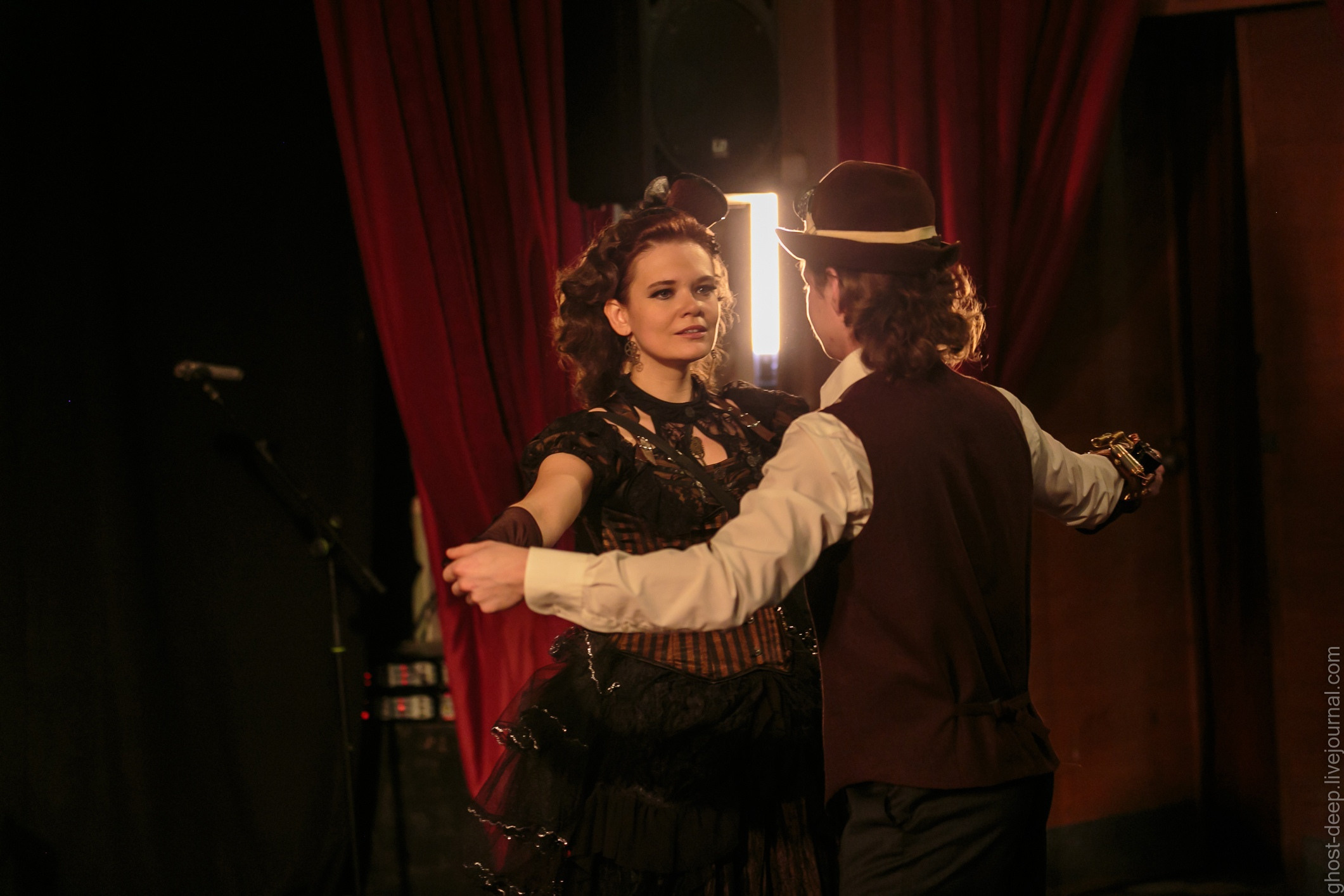 Тематические вечера. Фестивали. Дом Шрёдера