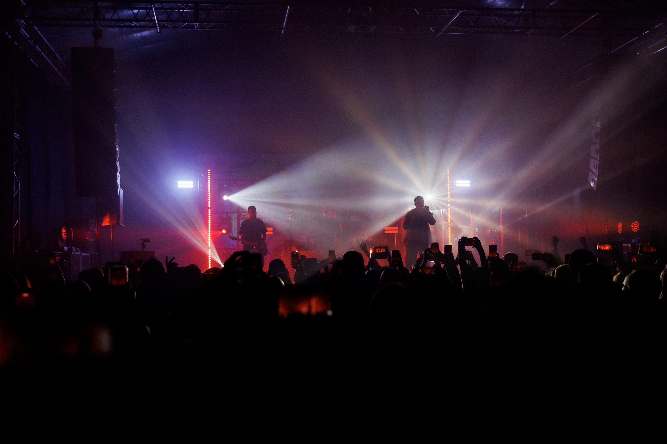 Фотоотчёт и репортаж с концерта группы GAYAZOV$ BROTHER$. Красильников Евгений — профессиональный фотограф в Ростове-на-Дону