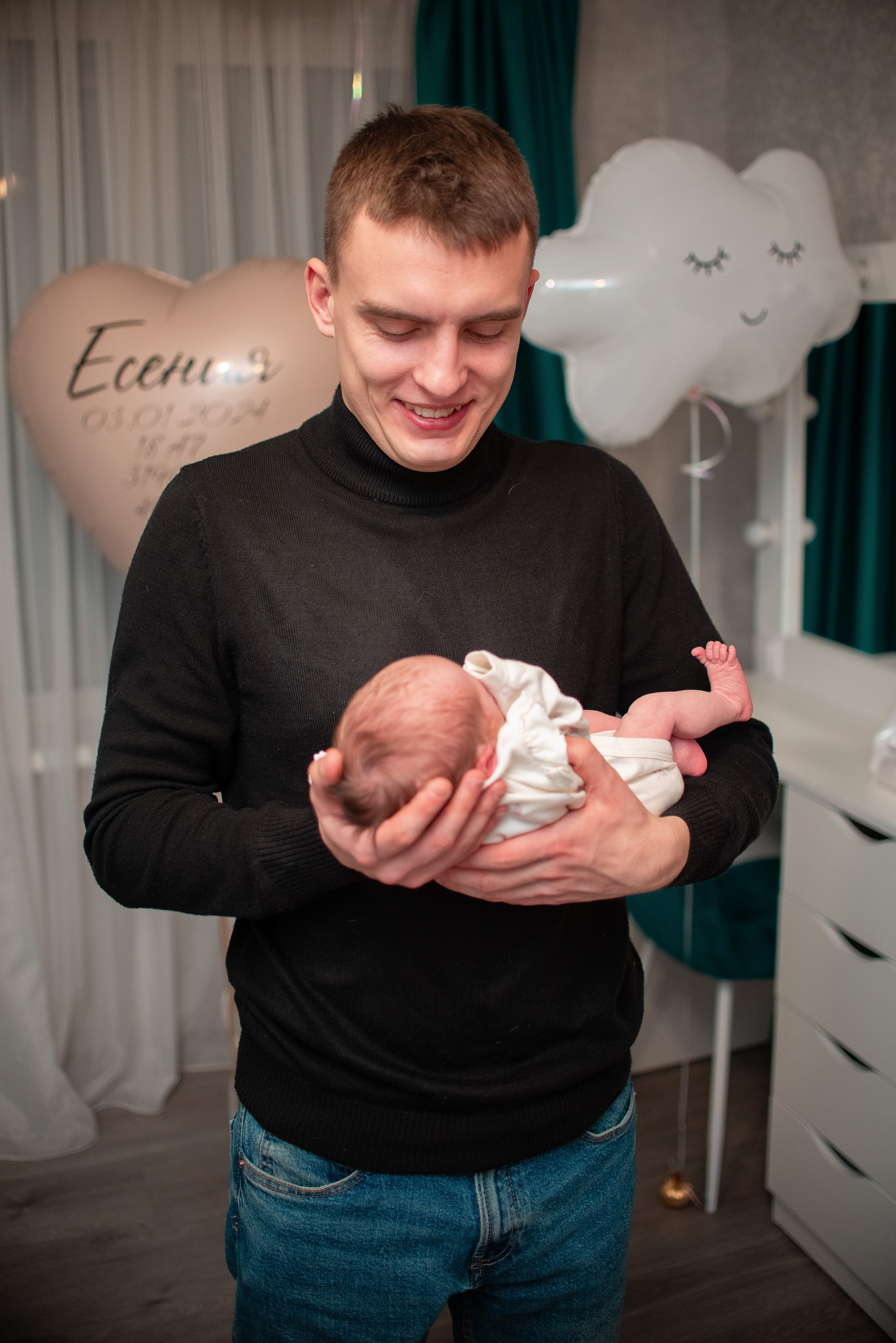 Выписка Есении 6РД. Семейный фотограф на выписку из роддома и крещение Минск Настя Гришук