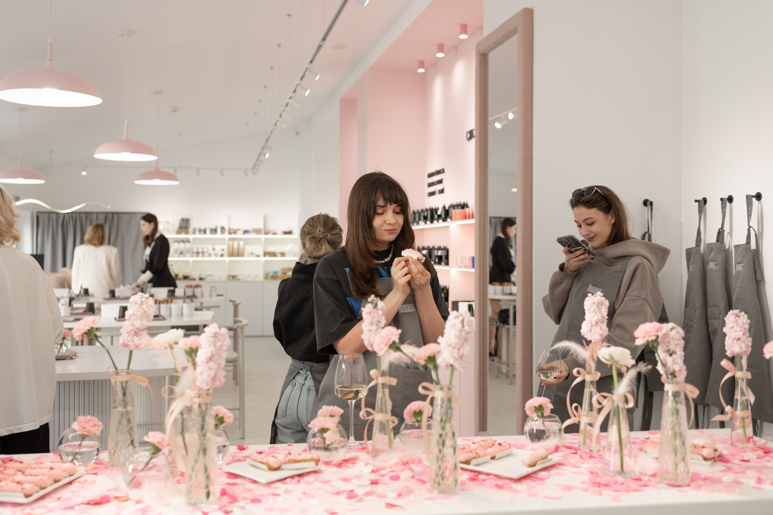 Rewax открытие Кирочная. Репортажный и портретный фотограф в Санктпетербурге. Видиосъемка мероприятий в Санкт-Петербурге