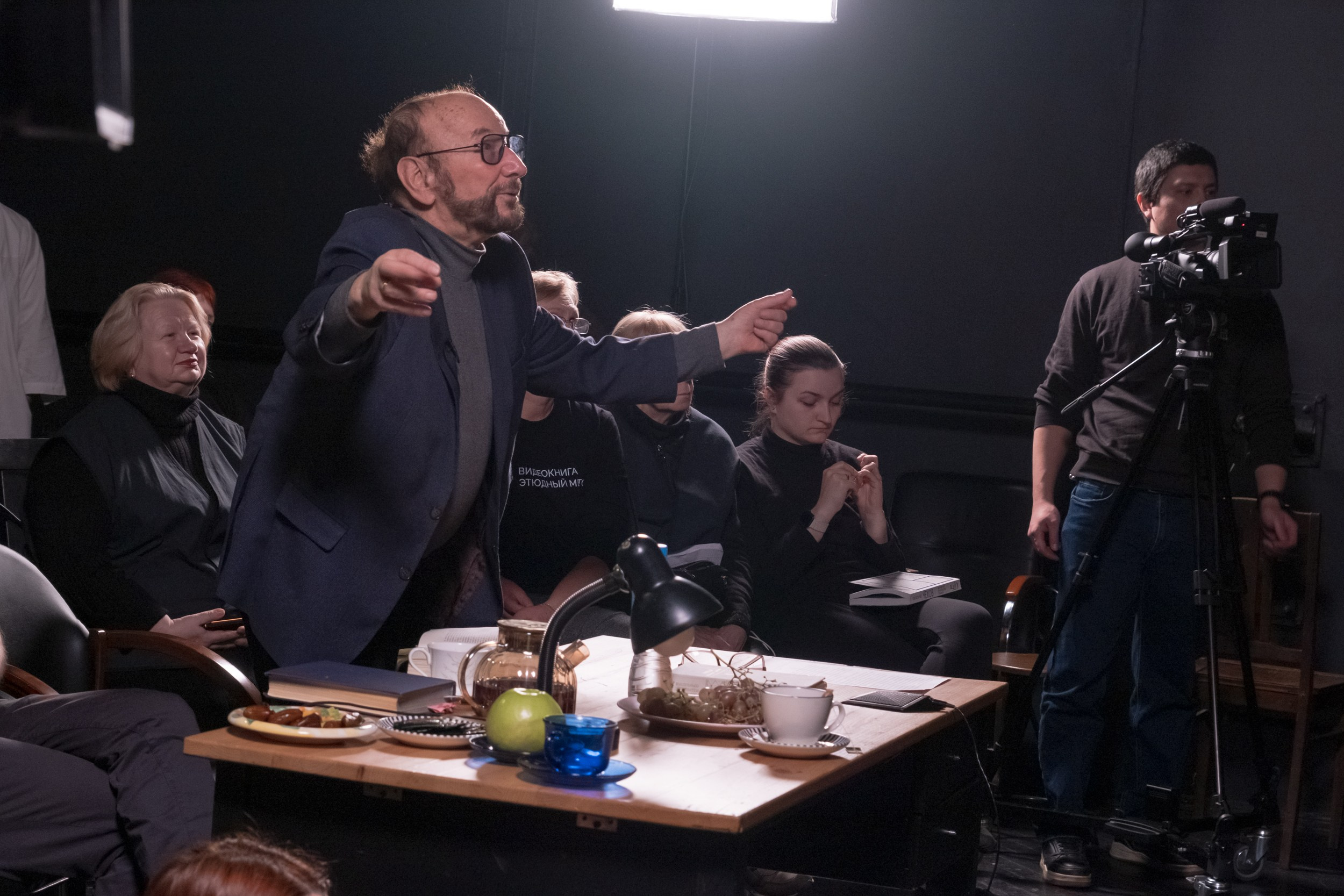 Видеокнига этюдного метода Вениамина Михайловича Фильштинского для социально-художественных проектов. Фотограф в Санкт-Петербурге и Москве Юлия Паршакова