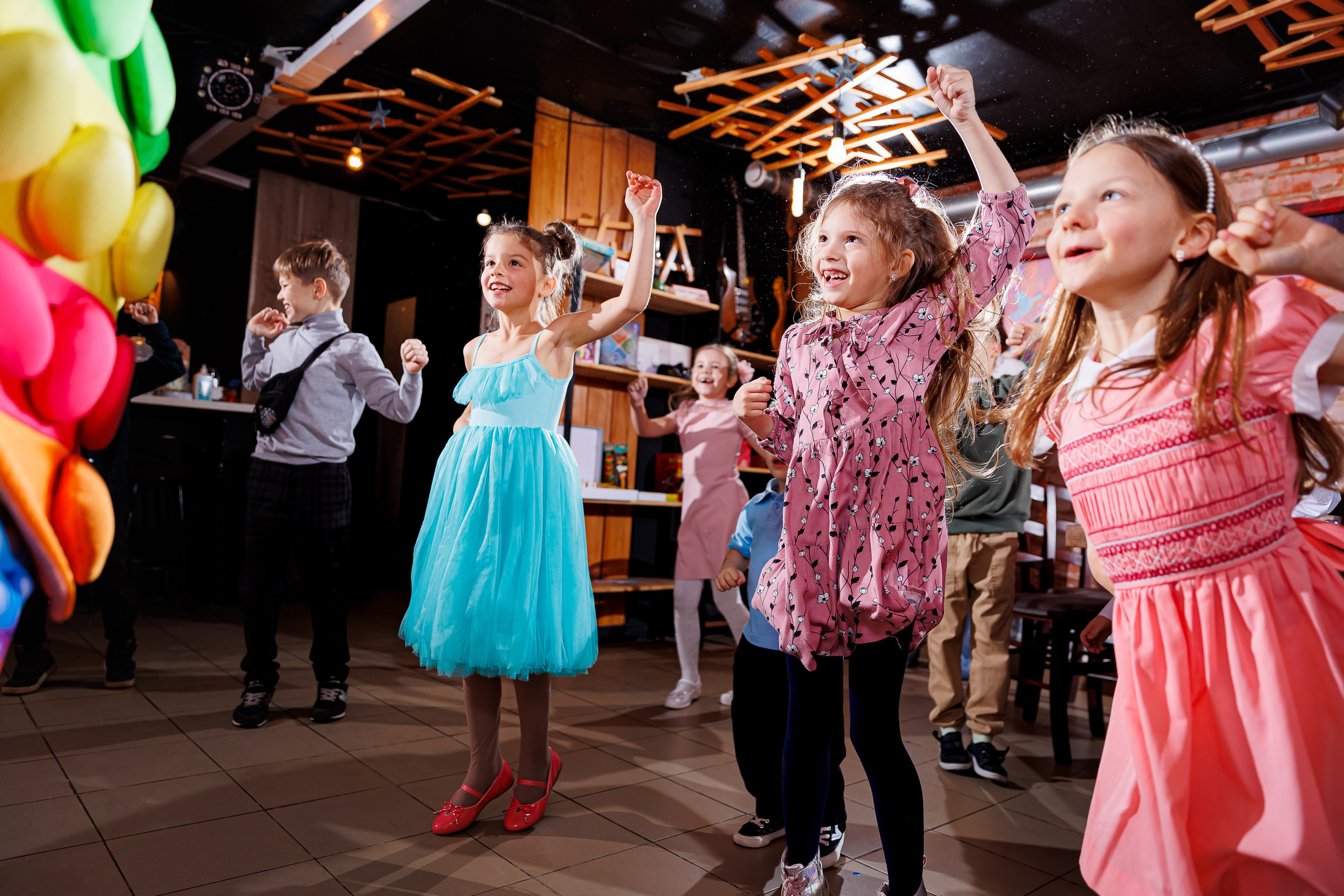 День рождения Насти «Pop-it». Семейный и детский фотограф Комина Елена, Власиха, Одинцово