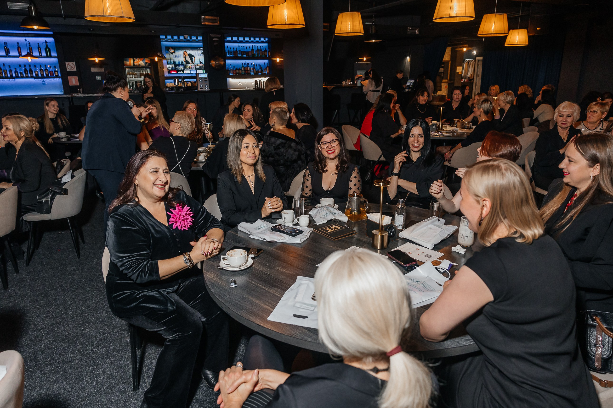 Фотосъёмка мероприятий. Женский и событийный фотограф в Новосибирске Оксана Чумакова