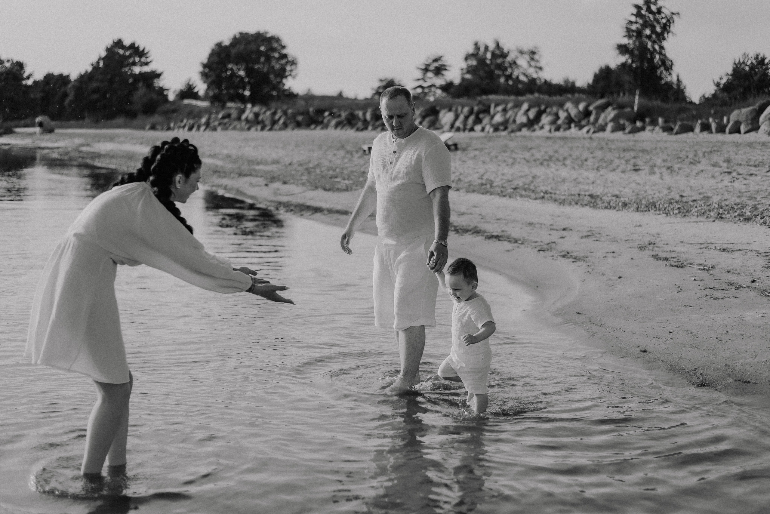 На берегу. Ваш личный фотограф в Пскове Анаис Рамирез