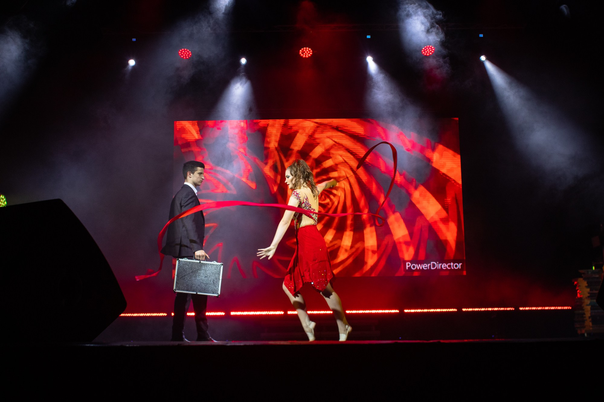 Конкурс красоты Мисс КубГУ 2021. Репортажный, промышленный и маркетплейс-фотограф Дмитрий Чернат