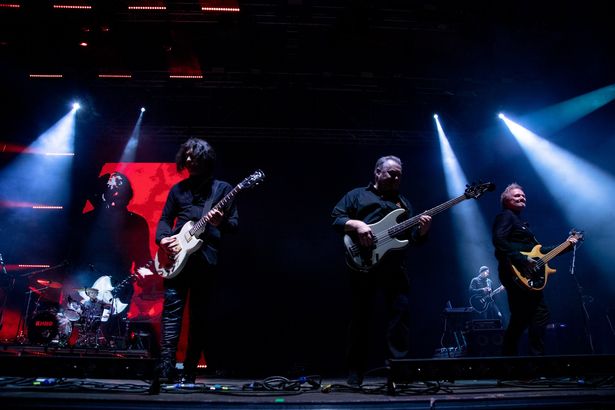 Группа «КИНО». Репортажный, промышленный и маркетплейс-фотограф Дмитрий Чернат