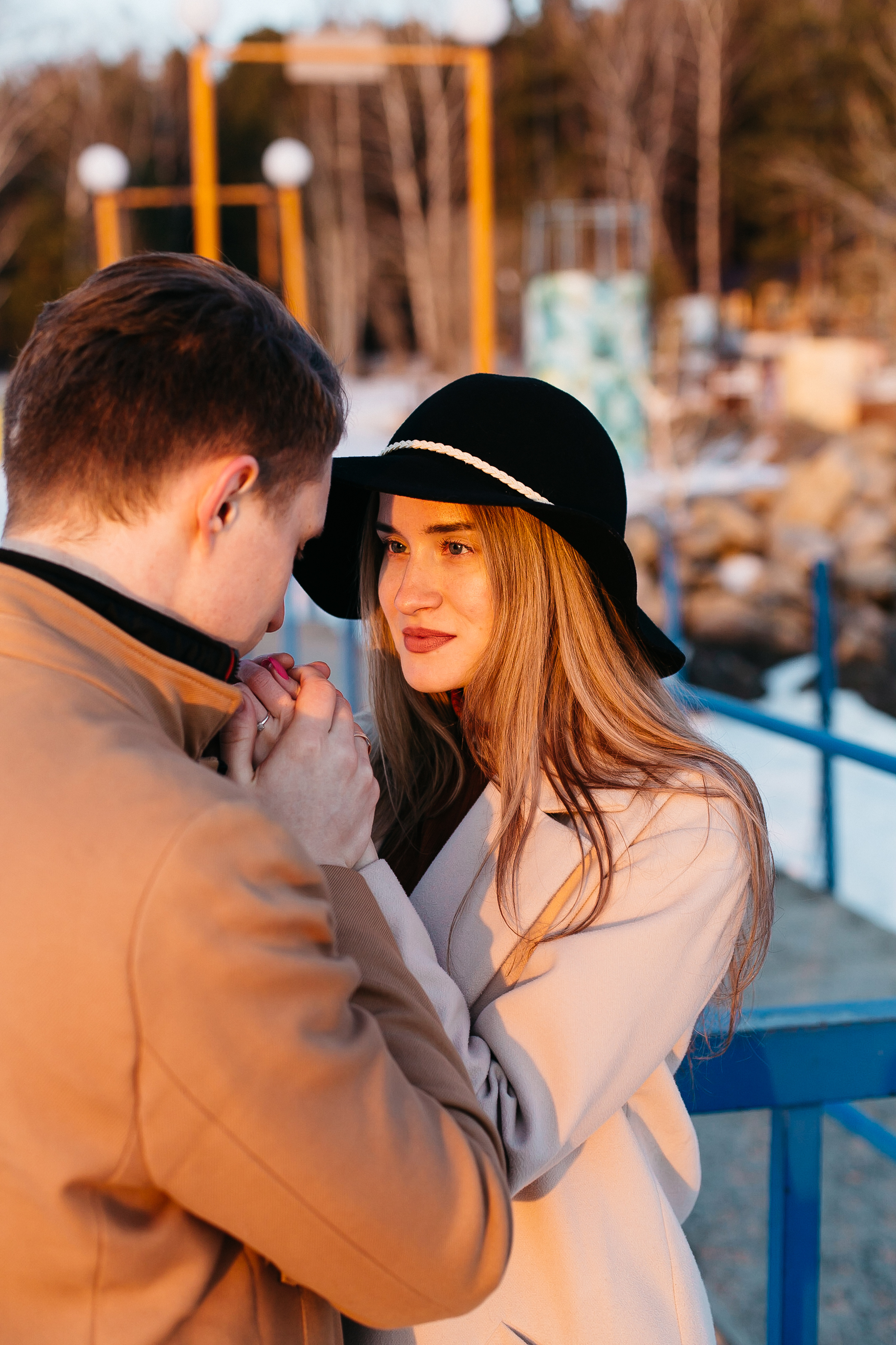 С Солнцем я прощаюсь на закате…а оно в улыбке расплылось))). Душевный фотограф Ваших самых ярких событий Марина Погребняк