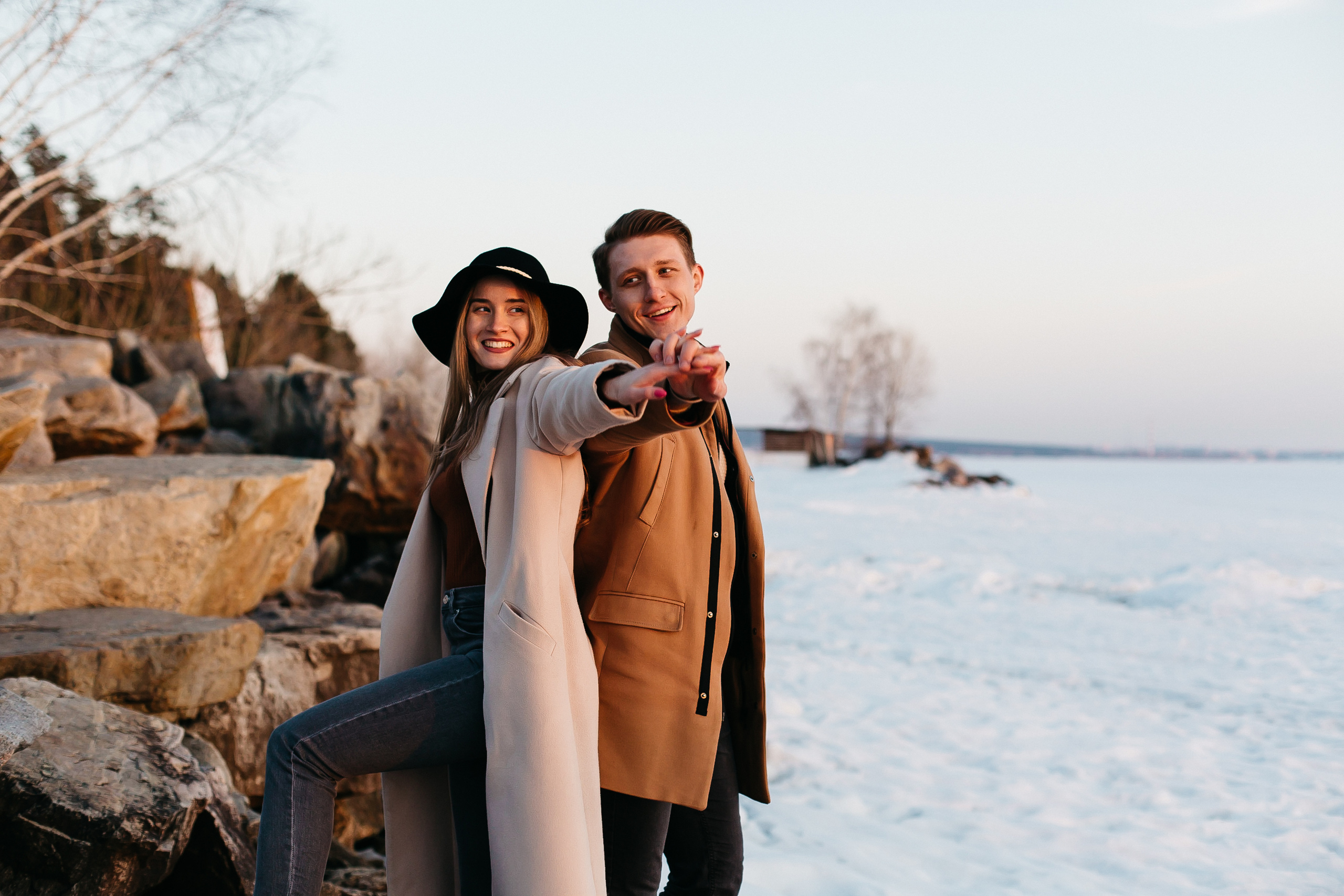 С Солнцем я прощаюсь на закате…а оно в улыбке расплылось))). Душевный фотограф Ваших самых ярких событий Марина Погребняк