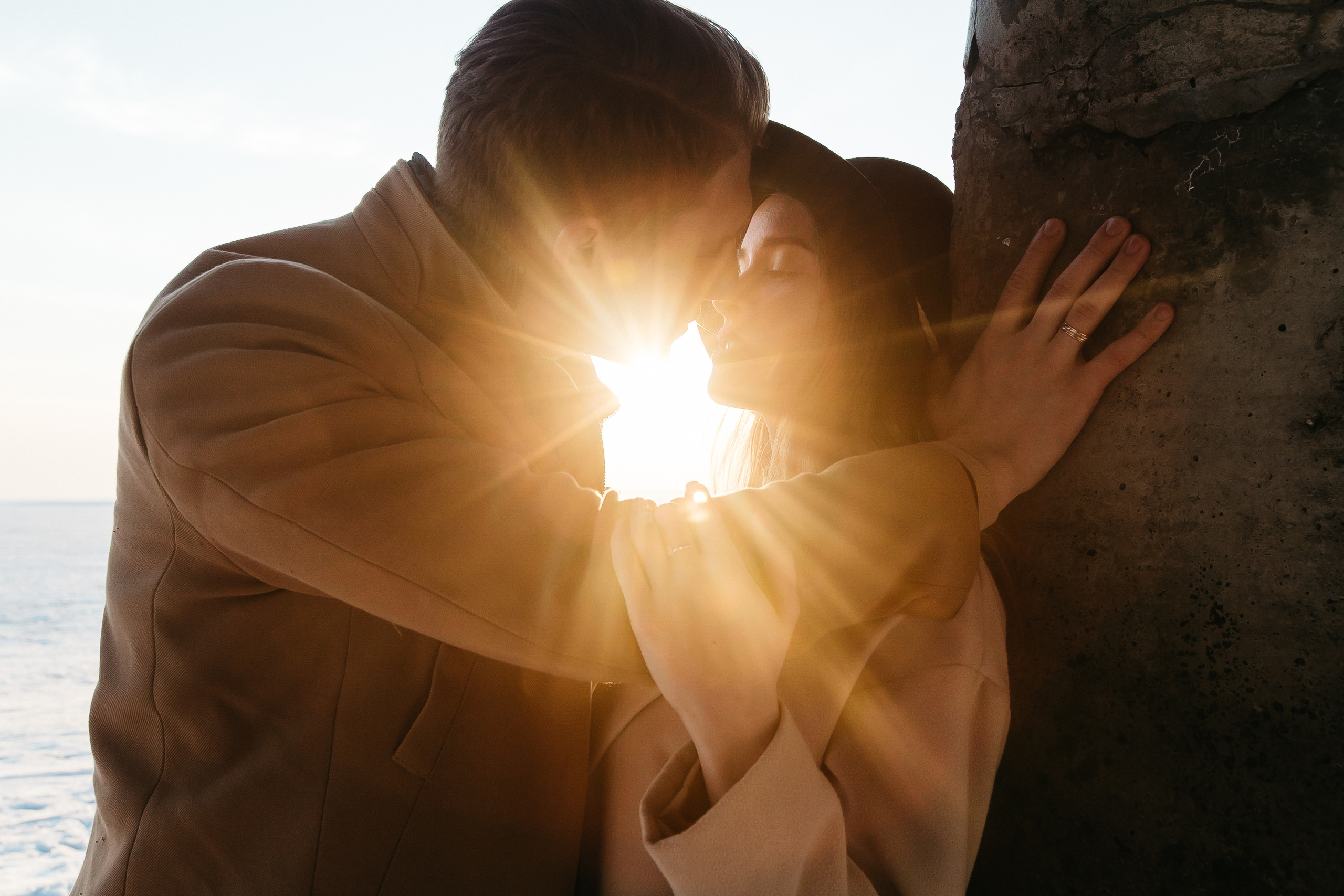 С Солнцем я прощаюсь на закате…а оно в улыбке расплылось))). Душевный фотограф Ваших самых ярких событий Марина Погребняк