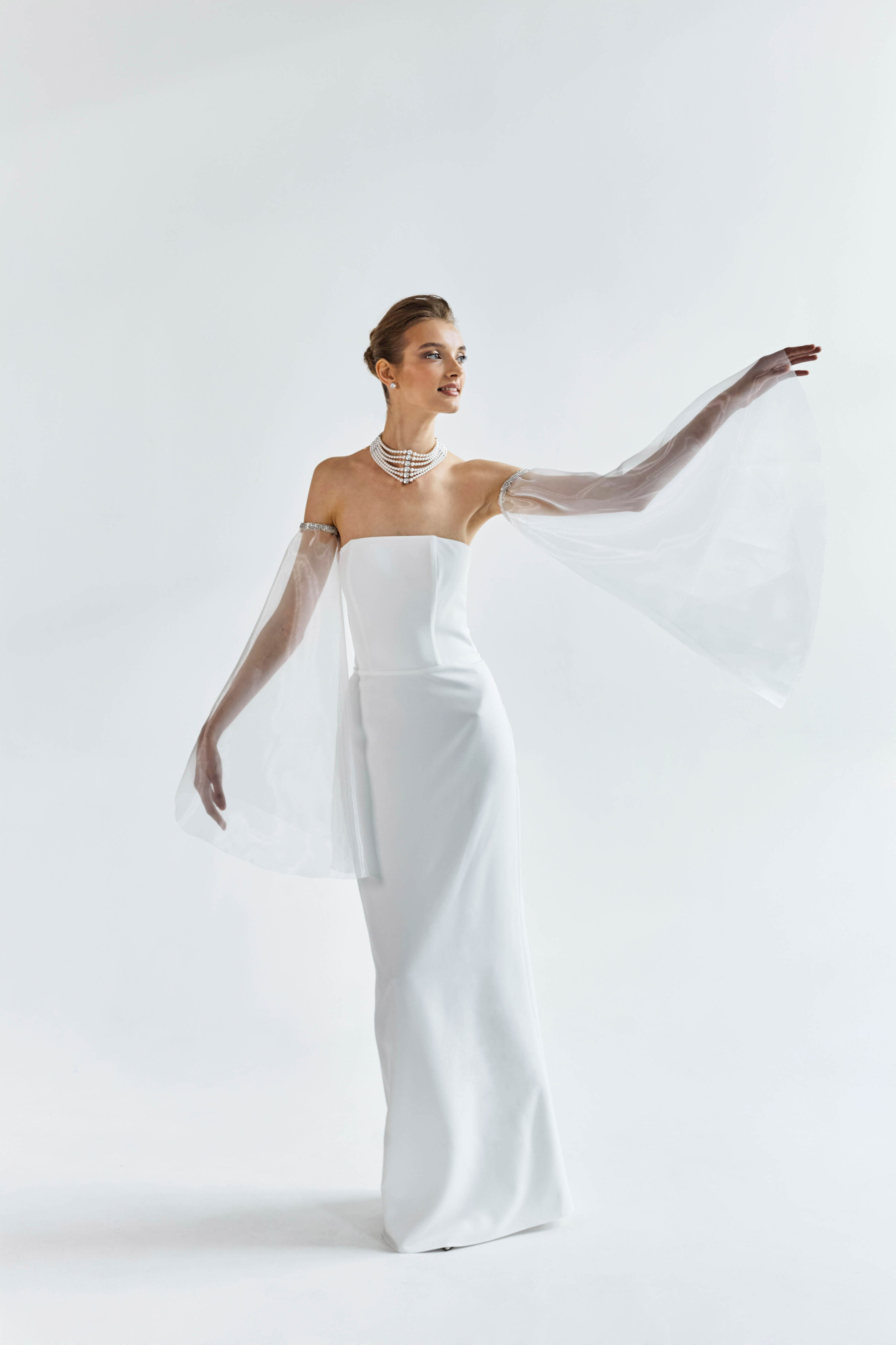 Сара. Свадебный салон-ателье Бонжур в Минске Bonjour