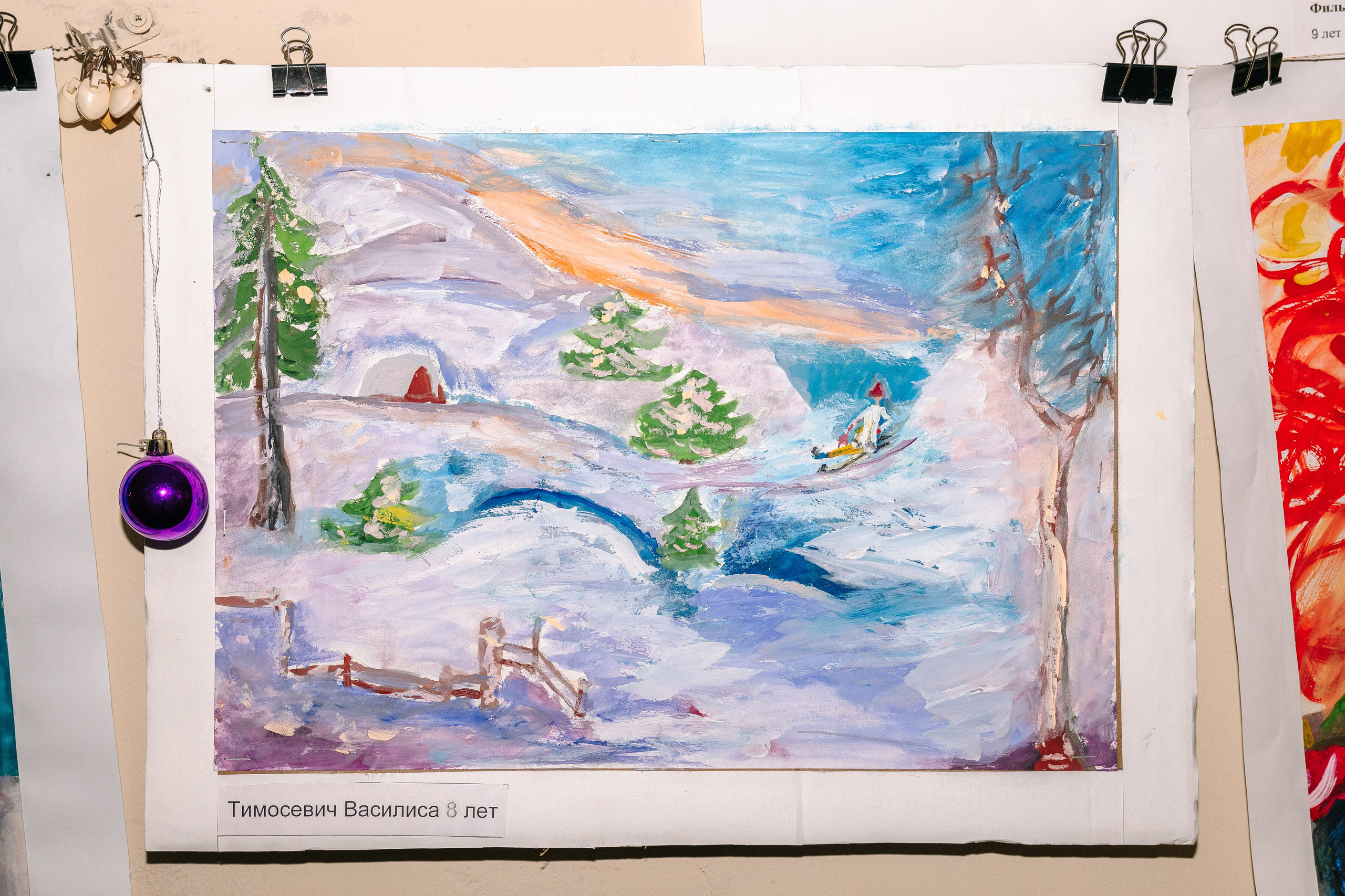 Волшебный зимний мир глазами детей. Новогодняя выставка творчества. Семейный клуб «Открытый город»