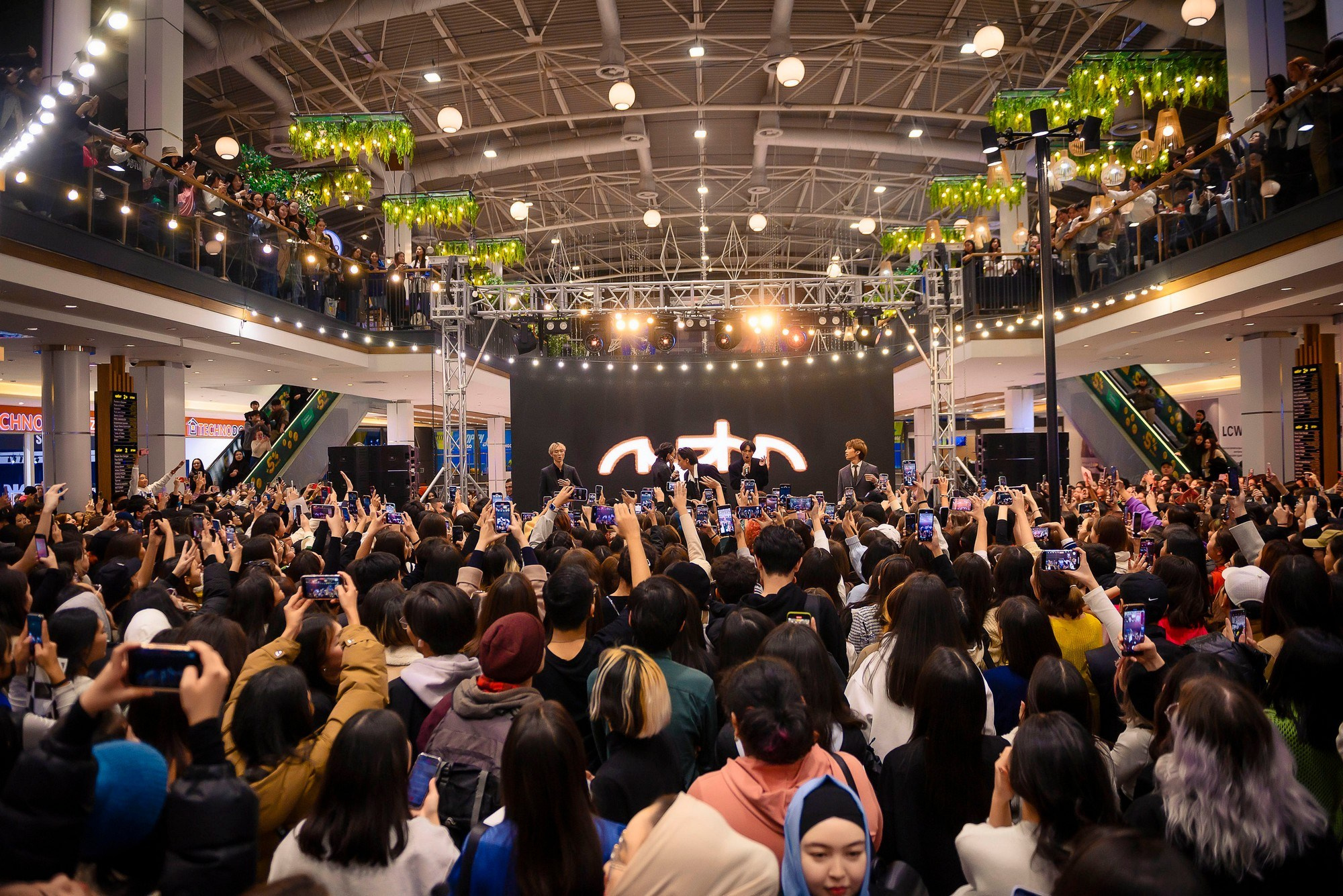 Мероприятия, концерты, фестивали, конференции, эвенты. Интерьерный и репортажный фотограф в Алматы