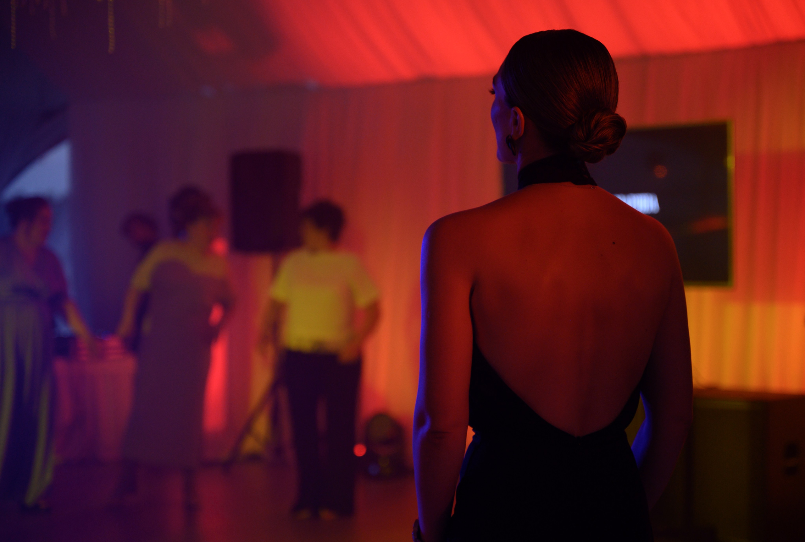 Женя & Марина, Загородная Свадьба на берегу озера. Свадебный фотограф Тюмень Анастасия Битная