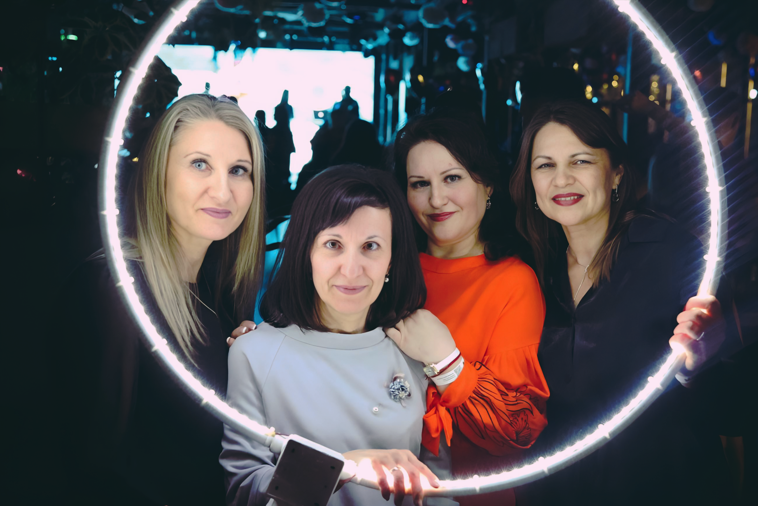 8 марта. Бар- караоке- клуб ЛОФТ. Семейный и детский фотограф в Славгороде Анастасия Винс