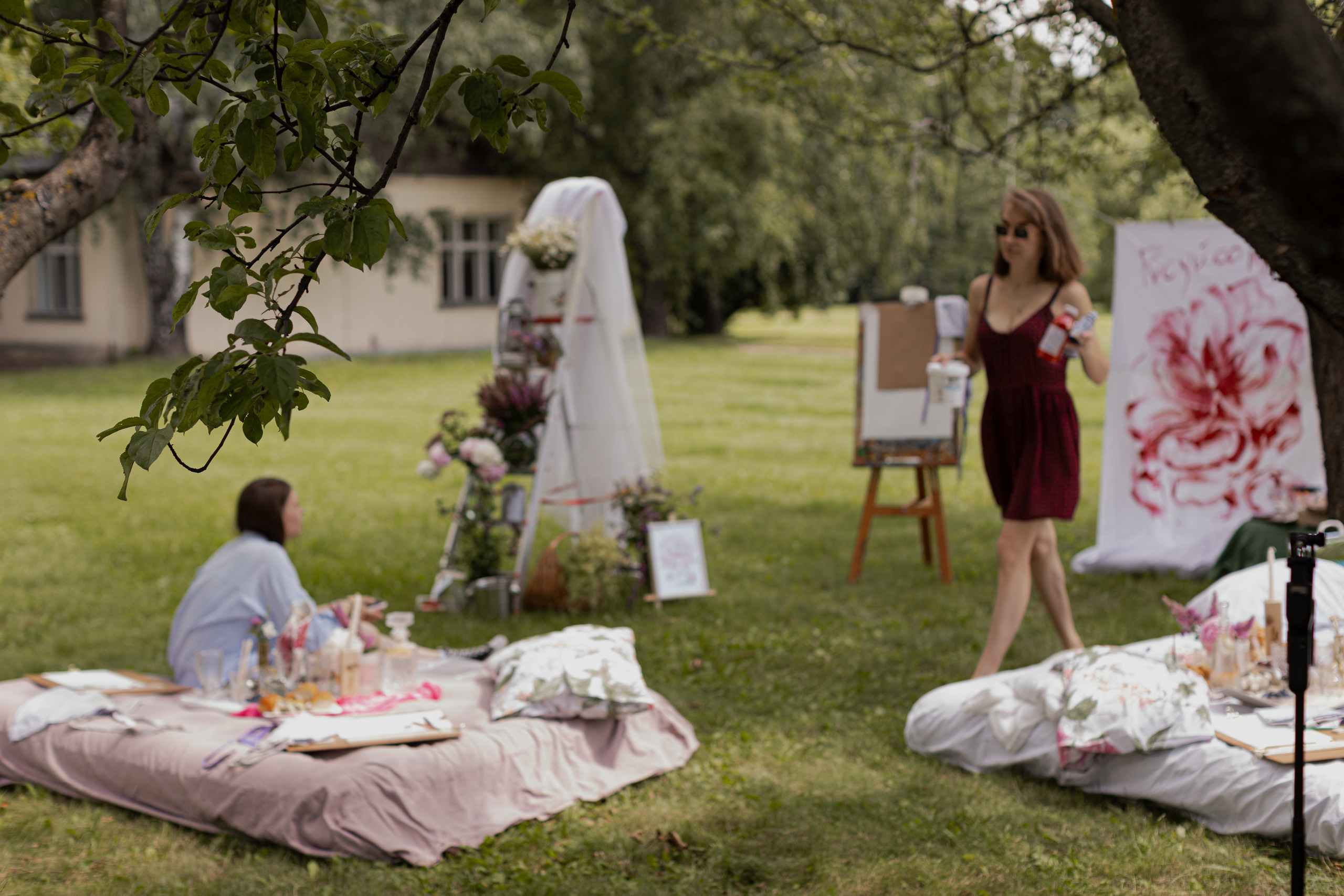 МК Пион (пикник в парке). Анастасия Ракчеева Художник