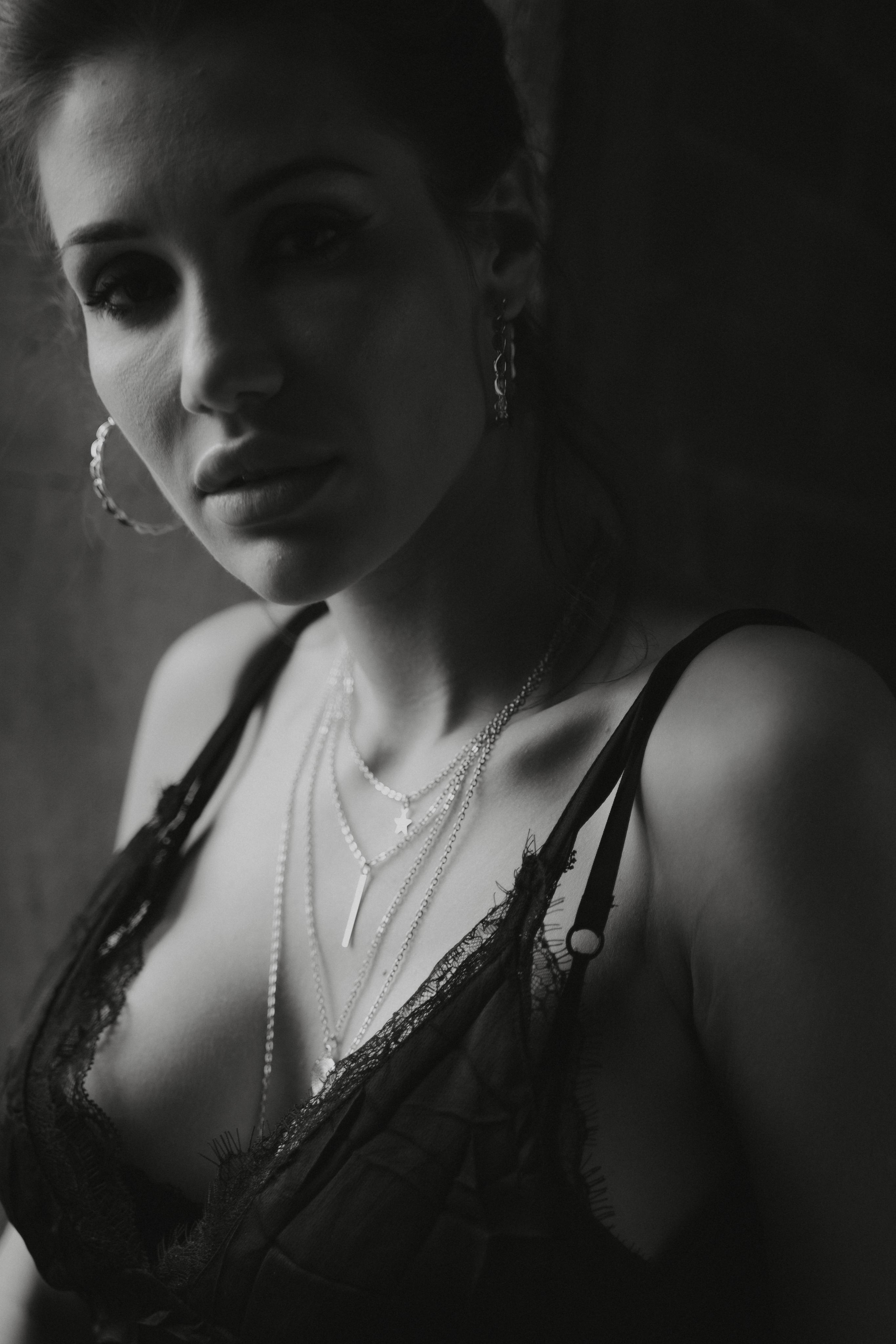 Валерия. Привет, меня зовут Эмилия. Сниму кино о тебе