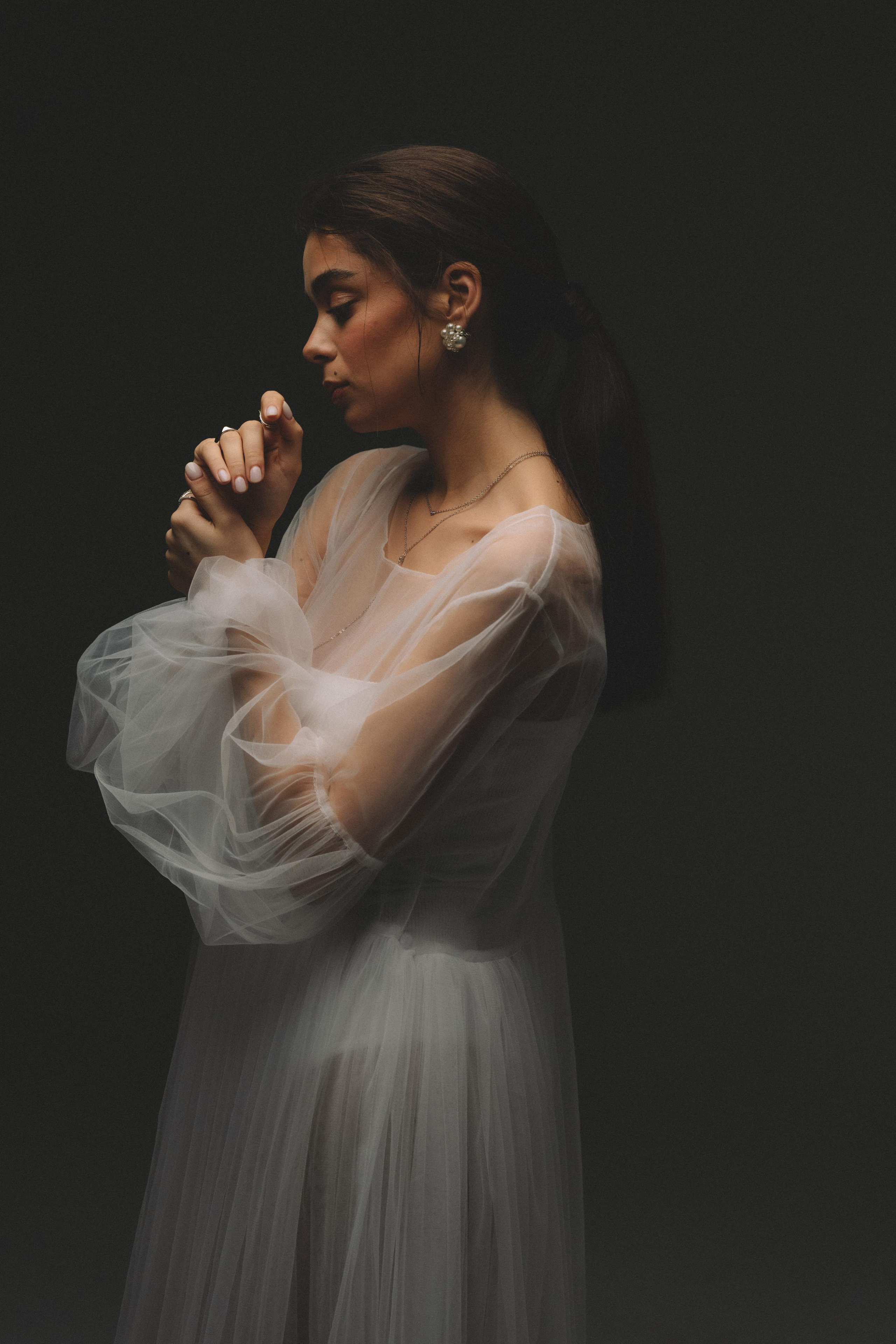 Камилла. Привет, меня зовут Эмилия. Сниму кино о тебе