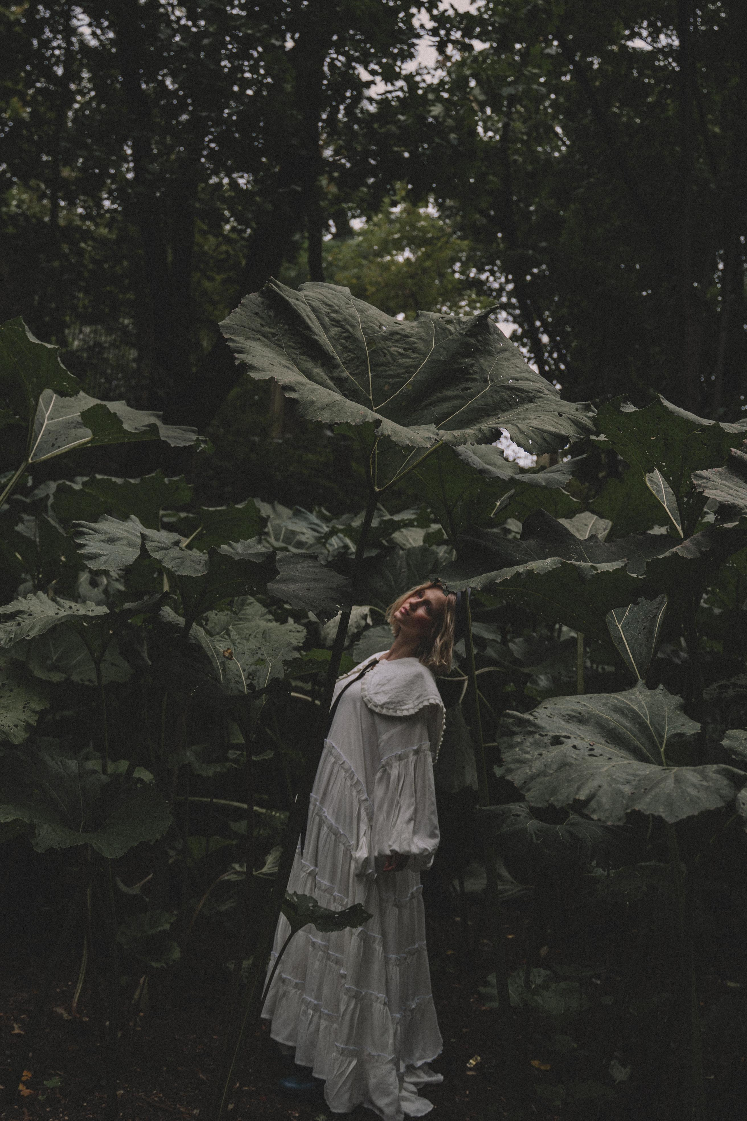 Ира. Привет, меня зовут Эмилия. Сниму кино о тебе