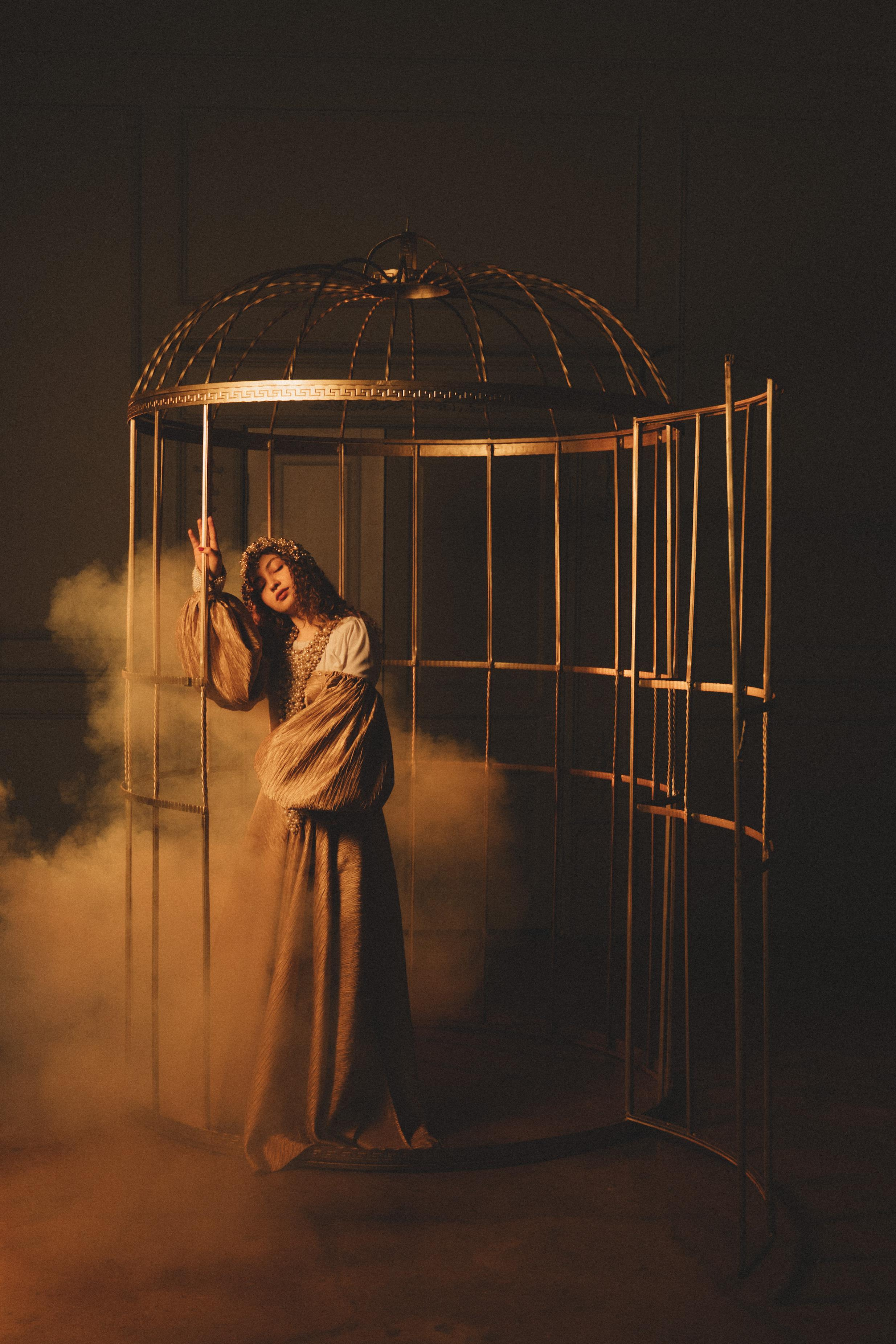 Привет, меня зовут Эмилия. Сниму кино о тебе