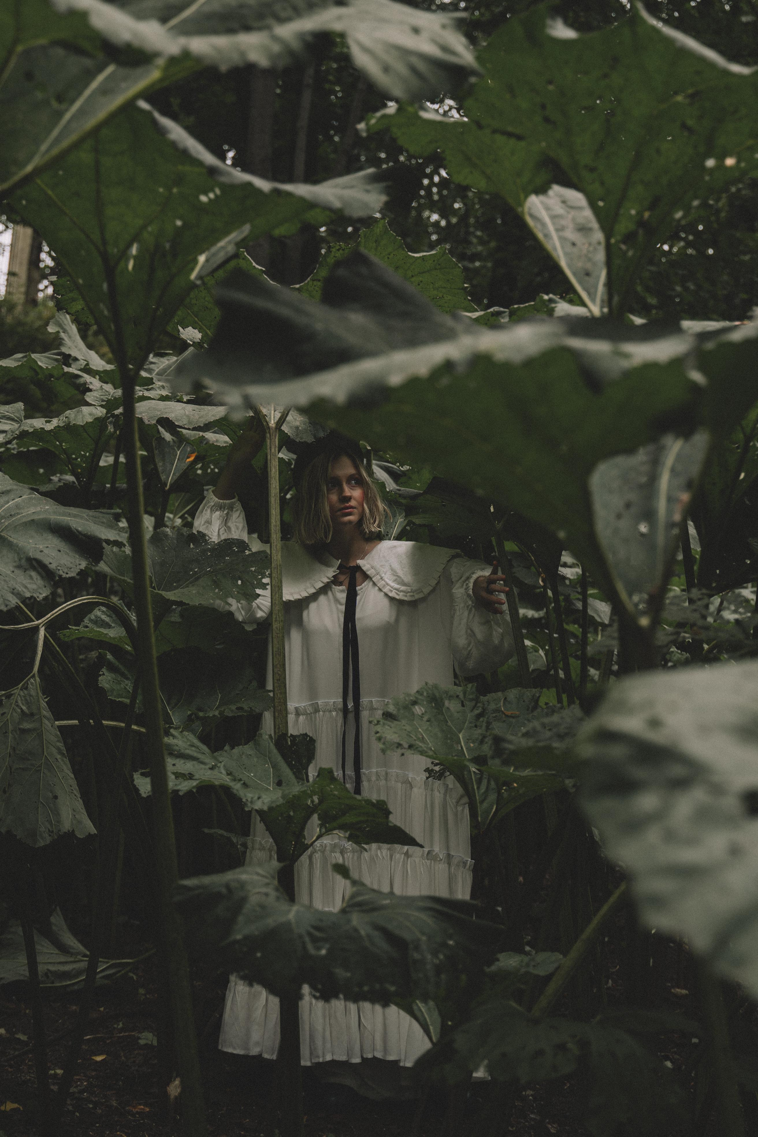 Ира. Привет, меня зовут Эмилия. Сниму кино о тебе