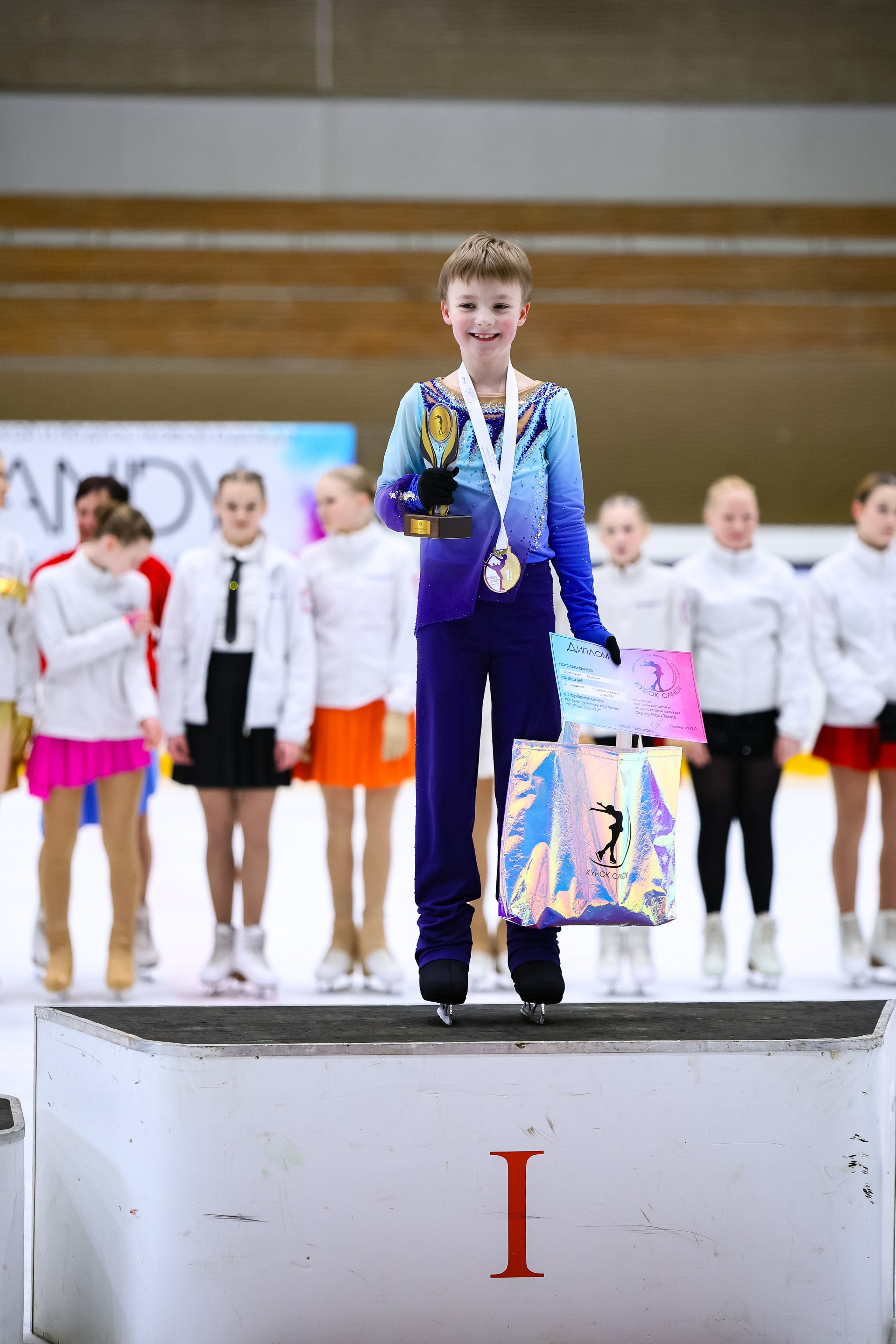 КУБОК CANDY 2025 В АРХАНГЕЛЬСКЕ НАГРАЖДЕНИЕ. ФК Фотограф в Санкт-Петербурге Наталья Понарина