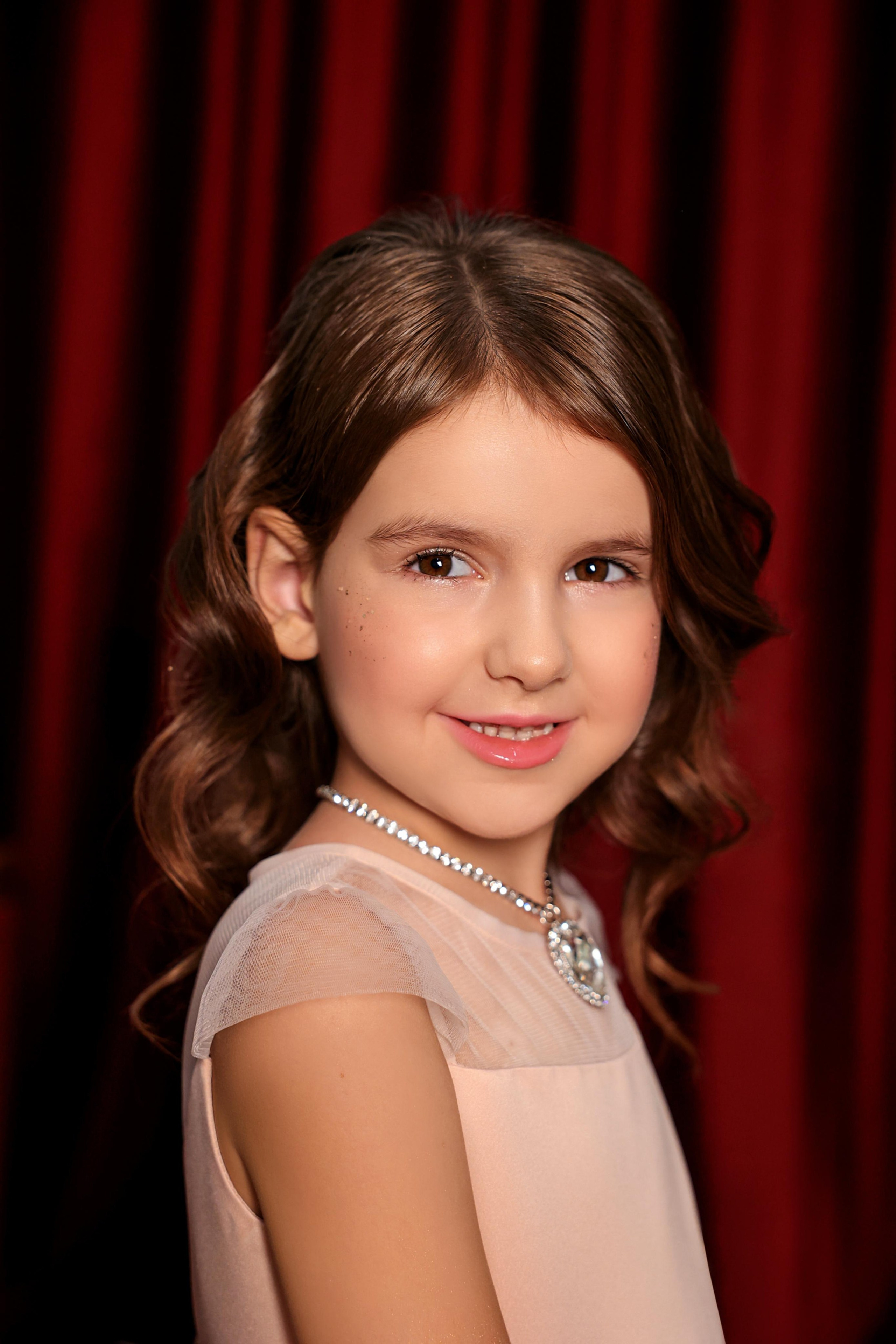 TEONA. Модельная студия MIA Models