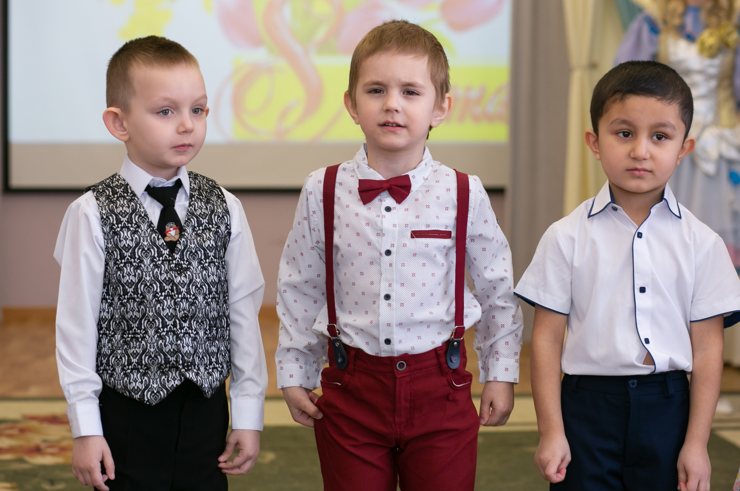 Выпускные и Утренники. Фотограф новорожденных и семейный фотограф НСО г. Бердск Марина Львова