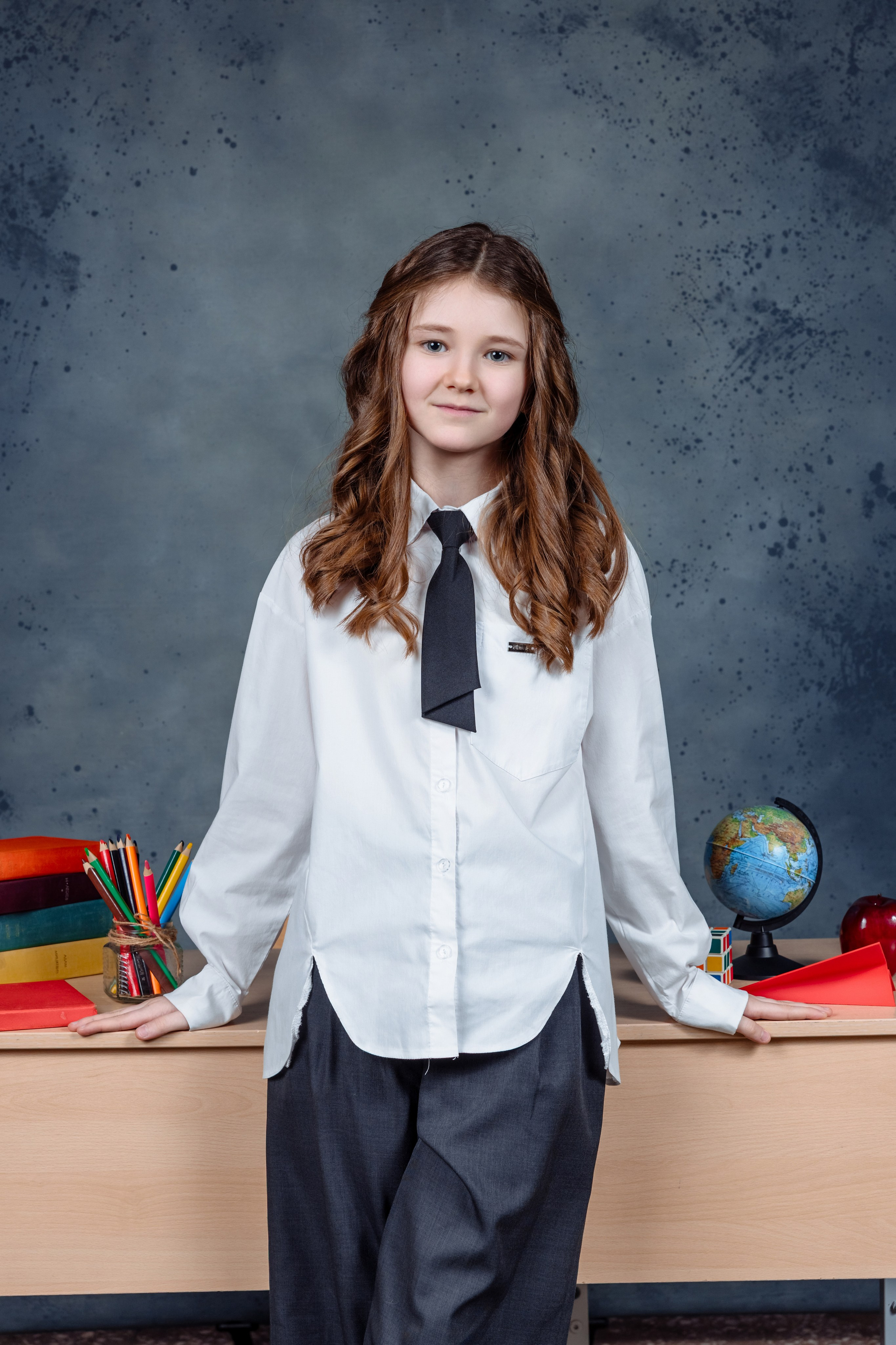 Начальные классы. Выпускные школьные фото­альбомы для школ и детских садов в Волгограде и Волжском