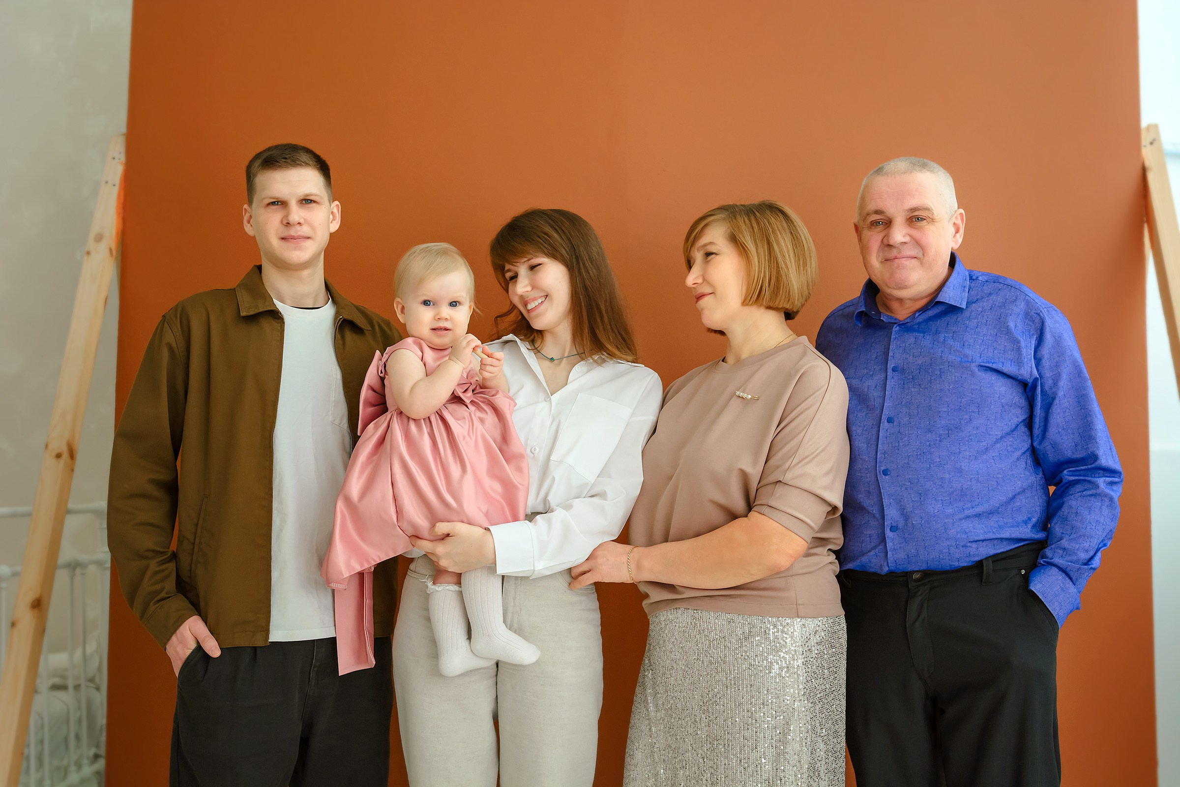 Семейная Экспресс фотосессия в студии. Фотограф Оксана Сафонова г. Тольятти