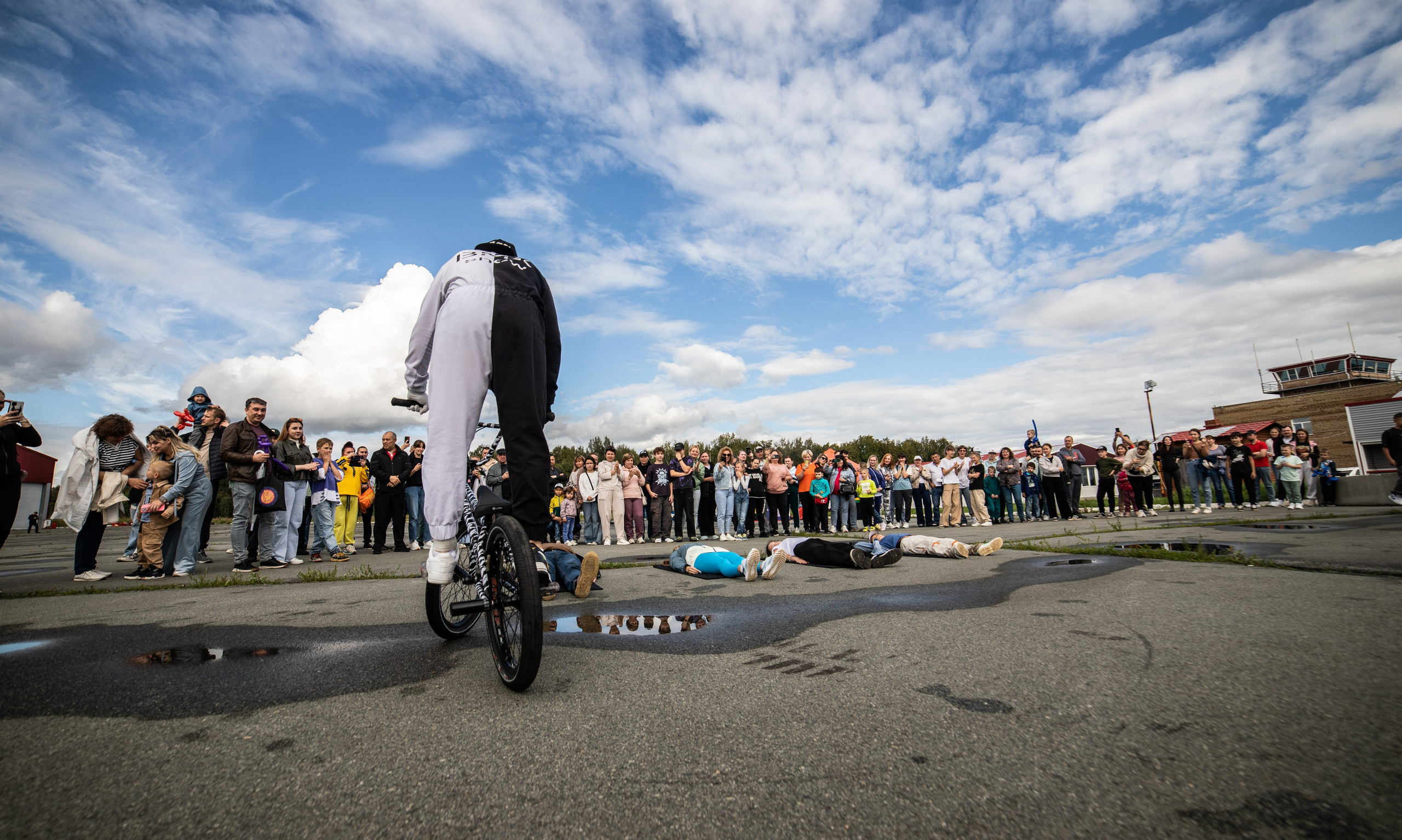 УЗСТ- Корпоративный тимбилдинг на аэродроме. Репортажный и свадебный фотограф в Челябинске Елисеев Павел