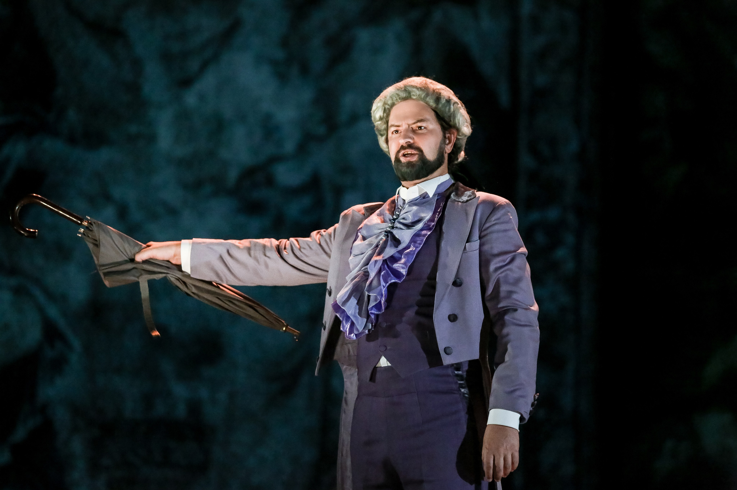 Дон Маньифико в «Золушке» Россини — Новая опера. Дарья Письменюк / Darya Leitstern — фотограф, музыкант, журналист, путешественник