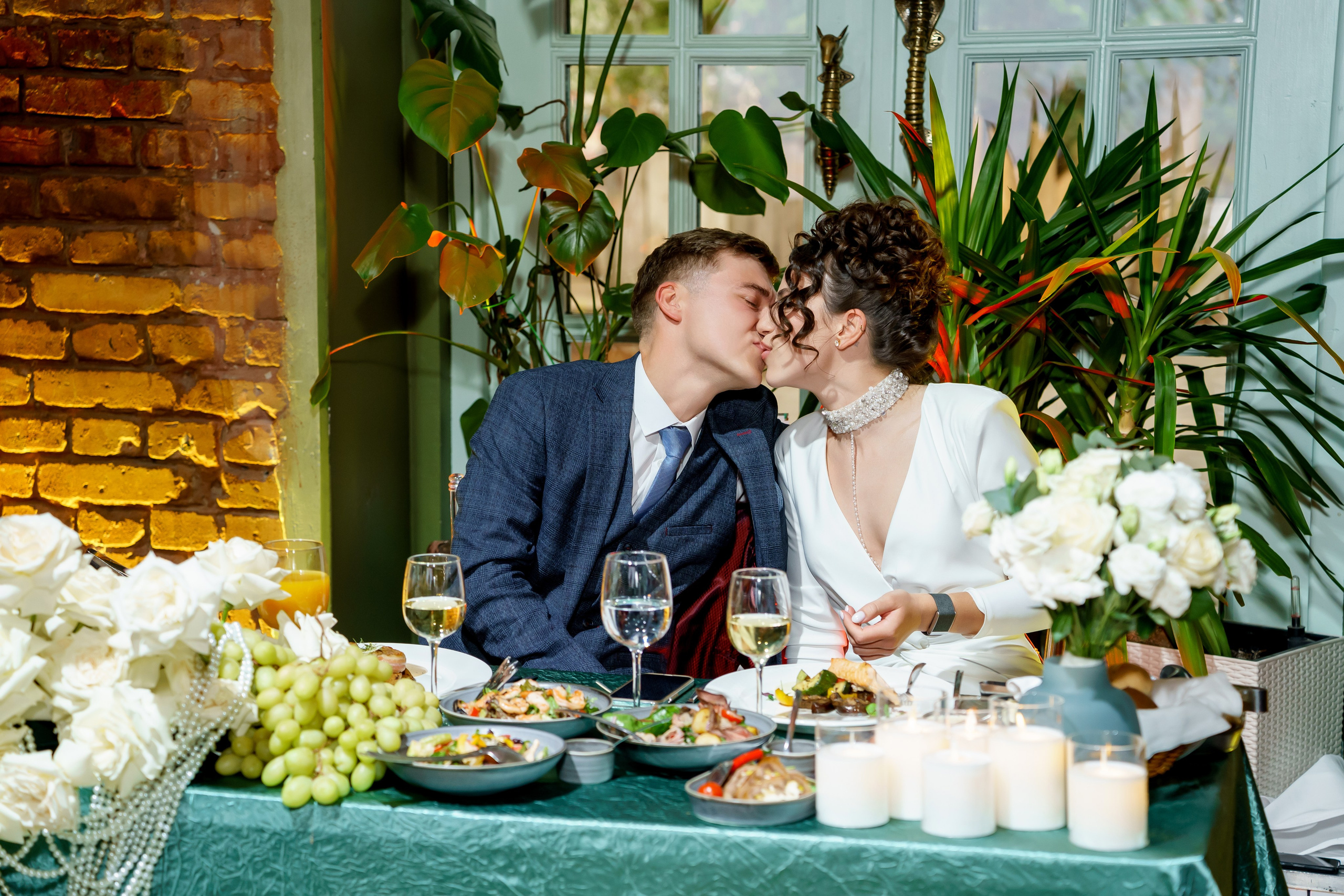 Александра и Иван. Свадебный банкет Loft Hall. Фотограф и видеограф в Москве и Московской области Мария Вишня