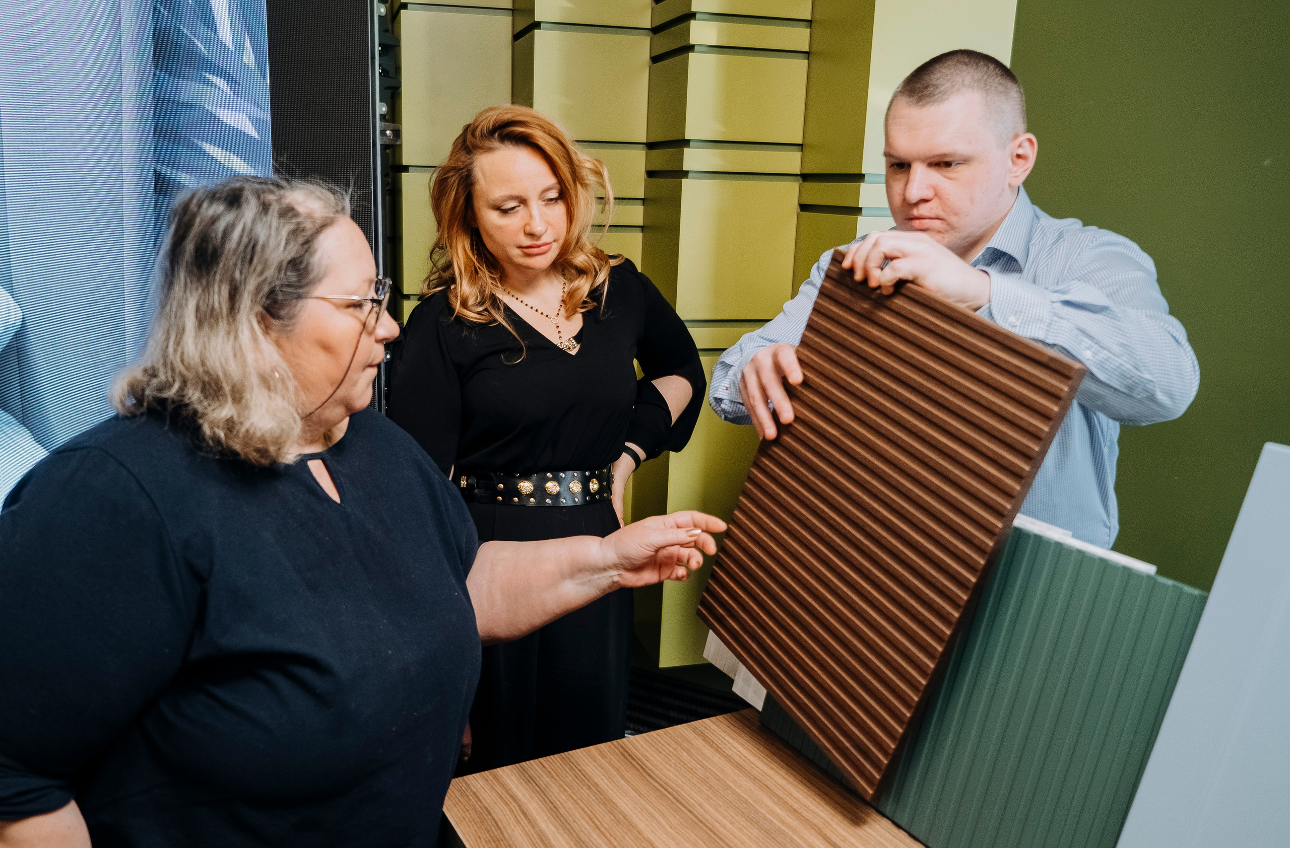 Ежегодный Дилерский семинар от учредителей компании! Больше: https://sinonim.org/improve#res. Профессиональный портретный фотограф в Москве Владимир Глаголев