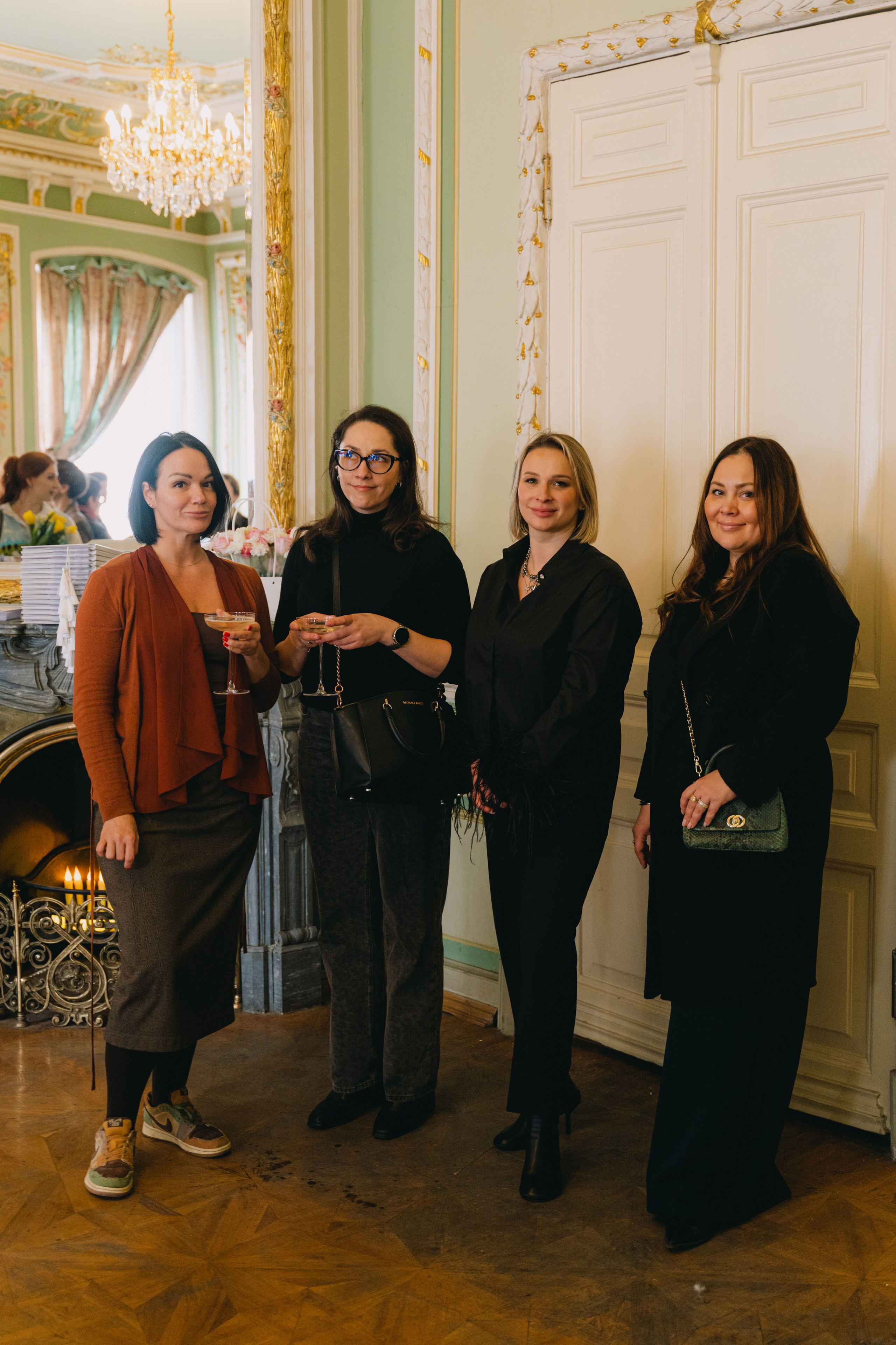 Выставка «Воспоминания». Арт-фотограф Вика Шаблий, Санкт-Петербург