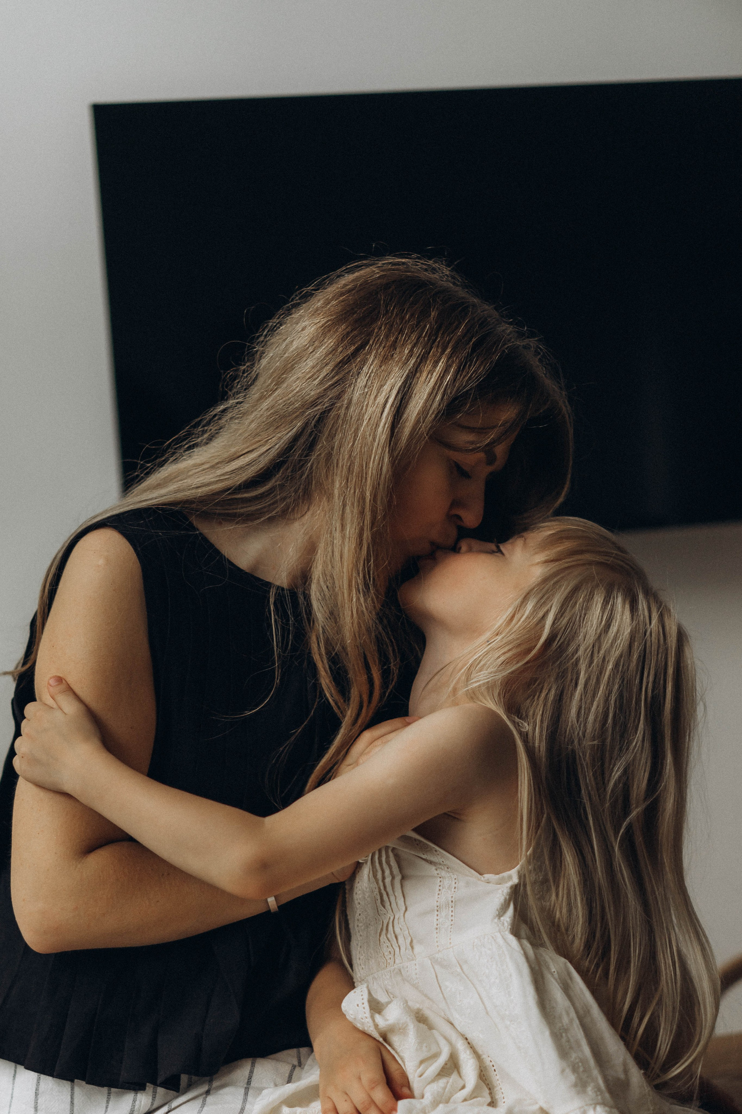 Фотосессия домашняя мама и дочка. Фотограф Екатеринбург Кокшарова Александра