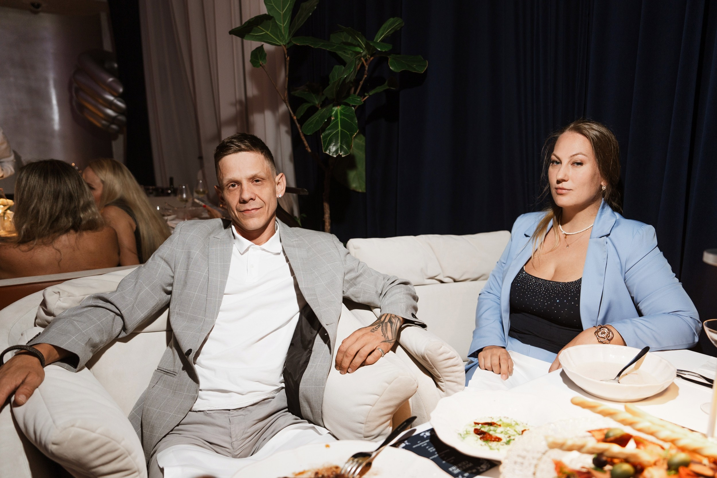 12 сентября (пятница) Премьера шоу-программы «Русские сезоны». BENUAR Restaurant