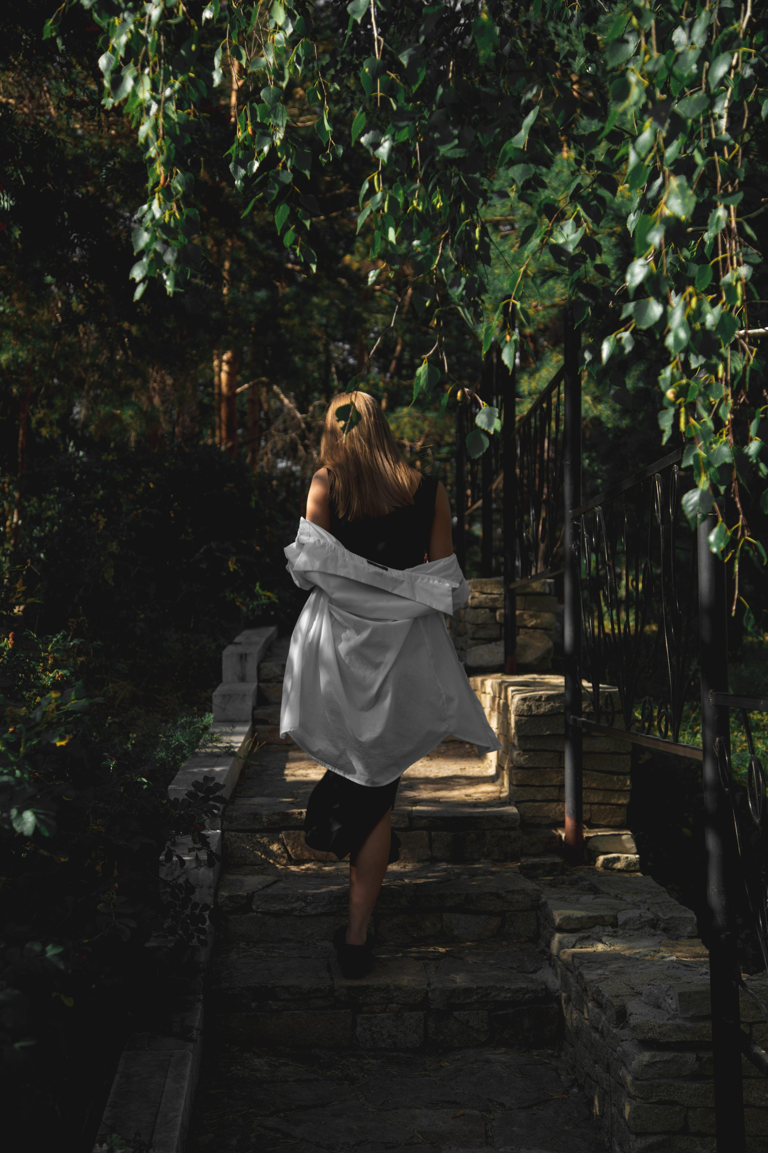 KSYUSHA. Yekaterinburg, Sochi, Istanbul, Tiflis-Bshari Zaana’da fotoğrafçı