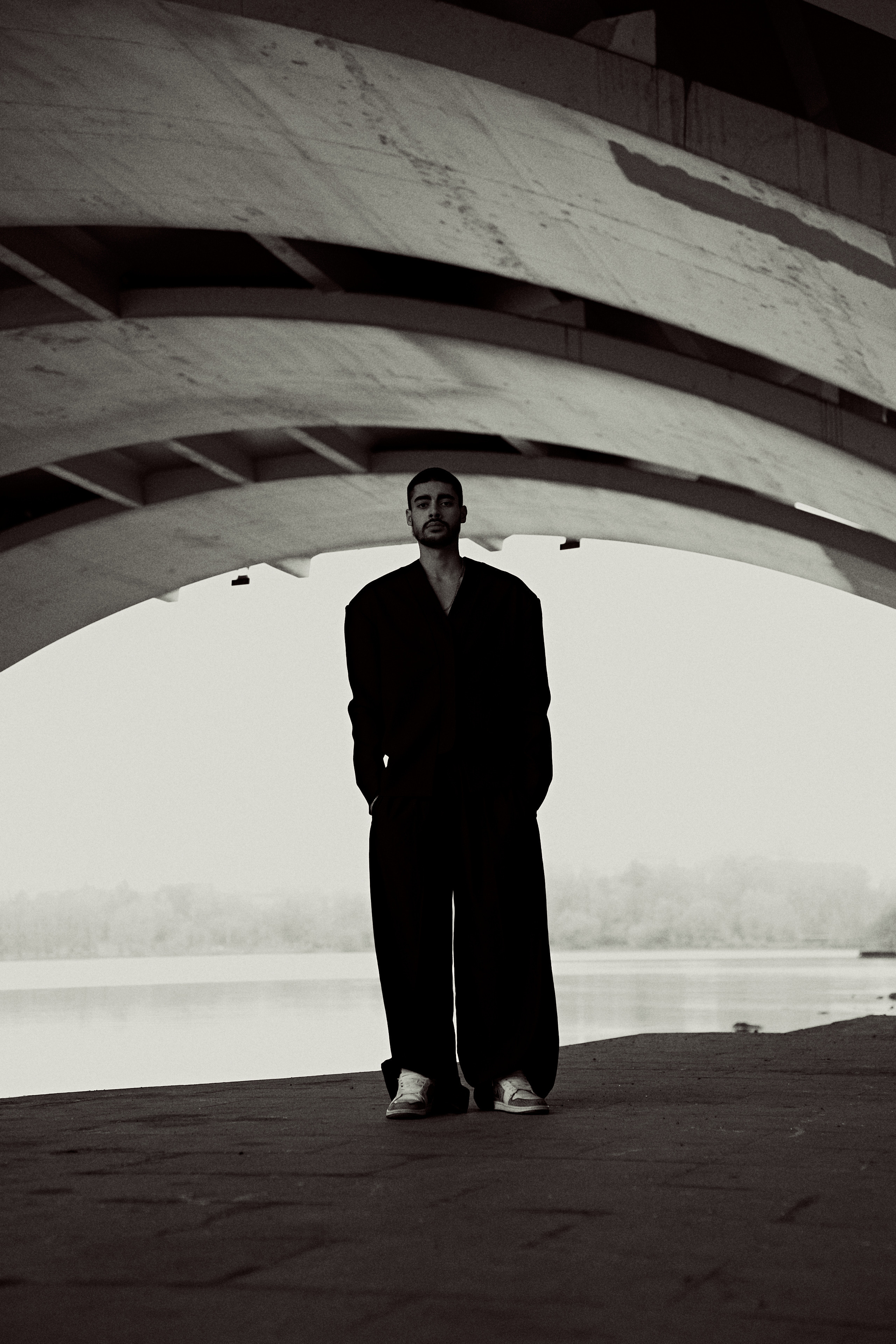 AZIZ. Yekaterinburg, Sochi, Istanbul, Tiflis-Bshari Zaana’da fotoğrafçı