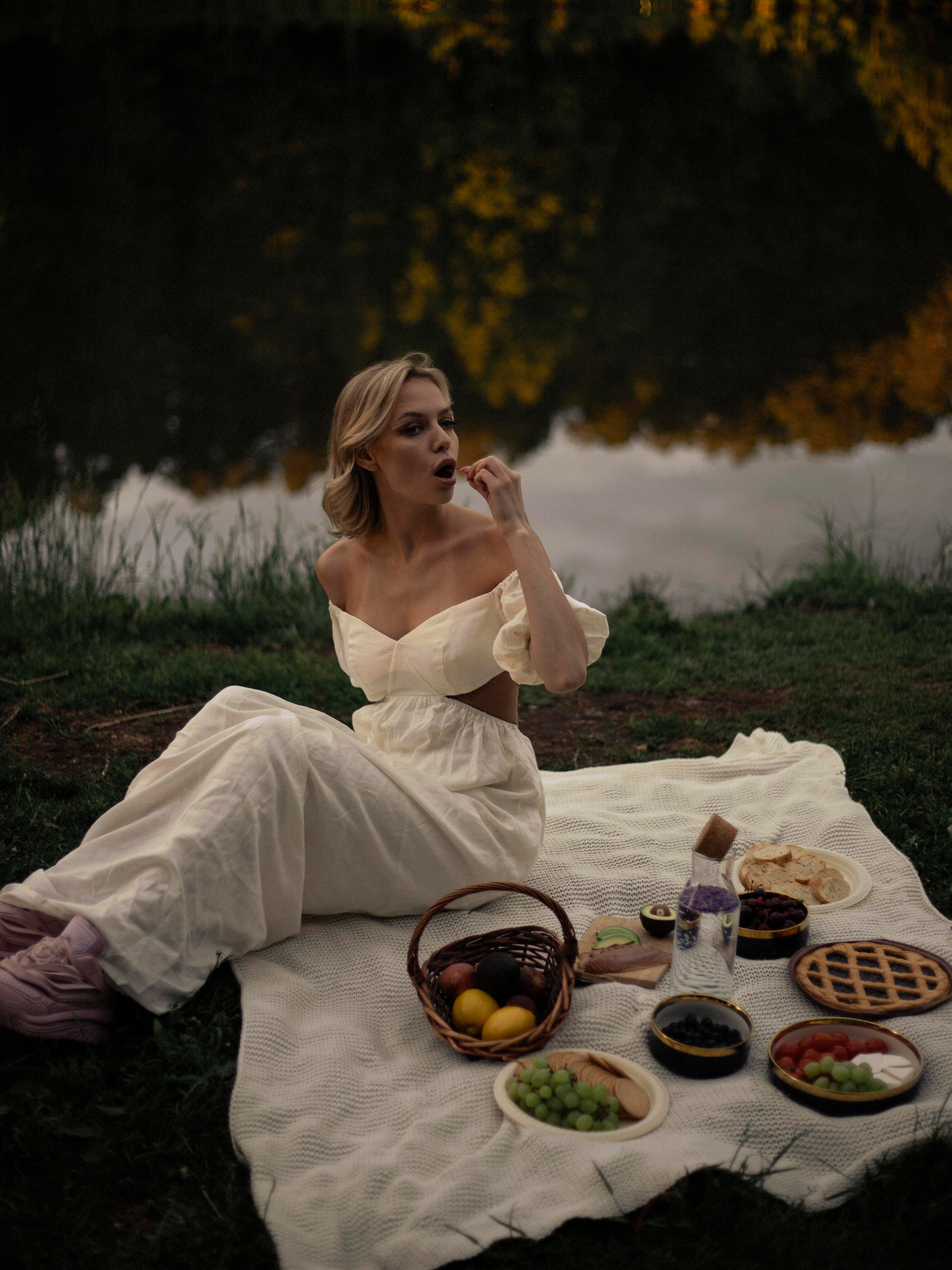 VARYA. Yekaterinburg, Sochi, Istanbul, Tiflis-Bshari Zaana’da fotoğrafçı