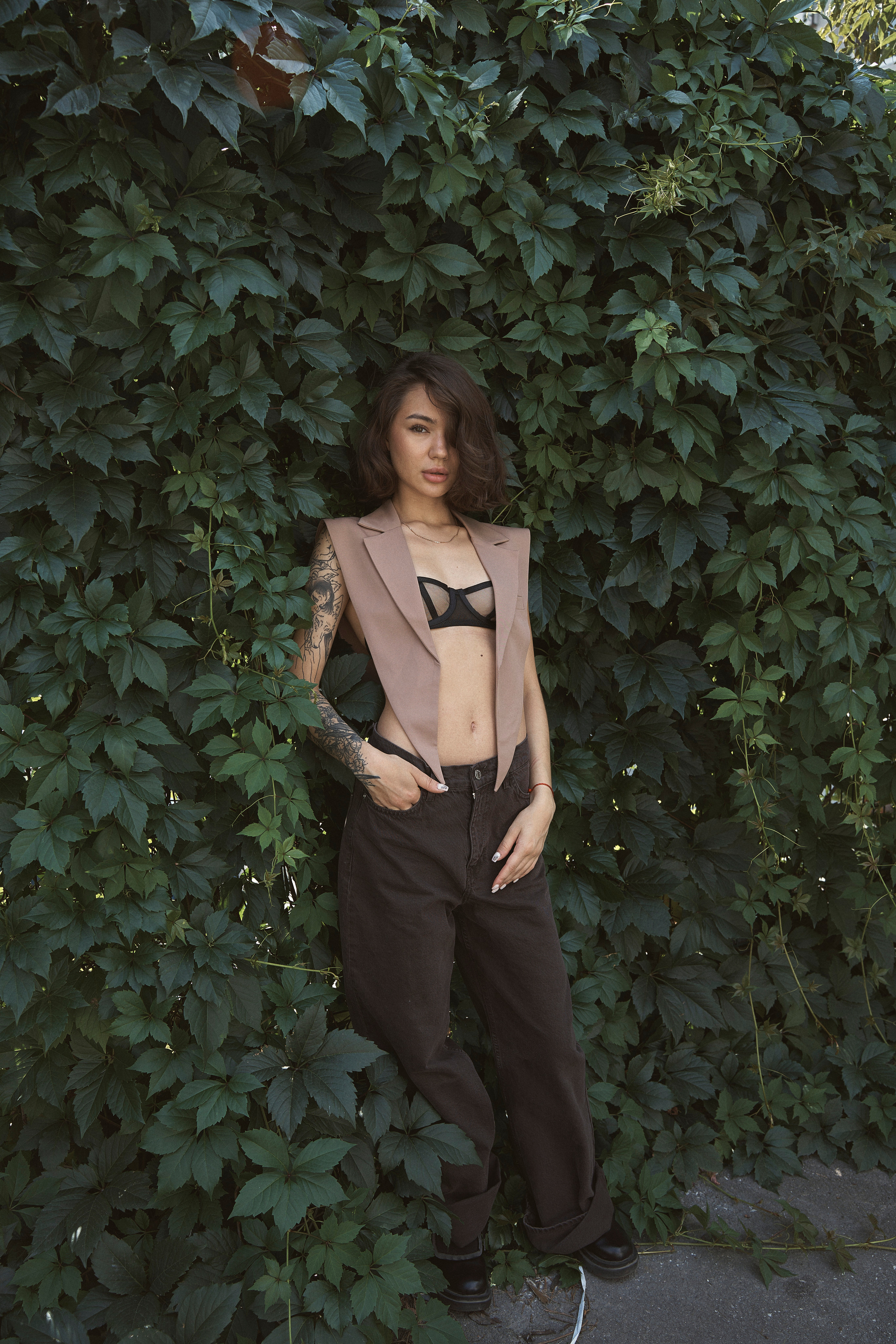 DELYA. Yekaterinburg, Sochi, Istanbul, Tiflis-Bshari Zaana’da fotoğrafçı