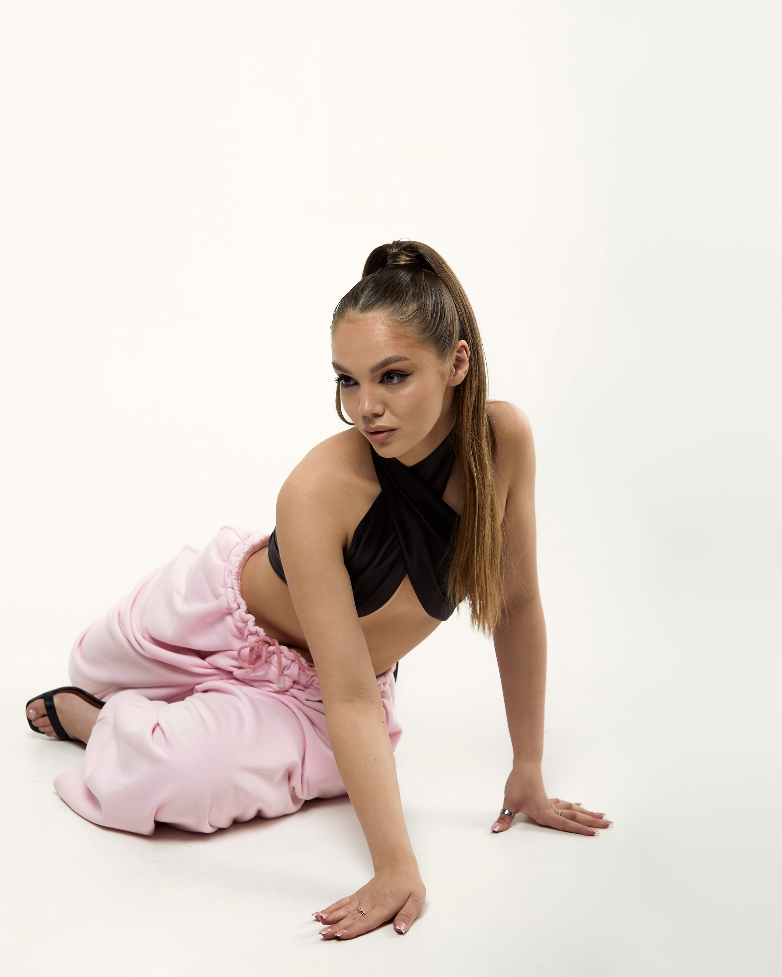 ДАША. Студийный фотограф в Екатеринбурге Бшари Заана