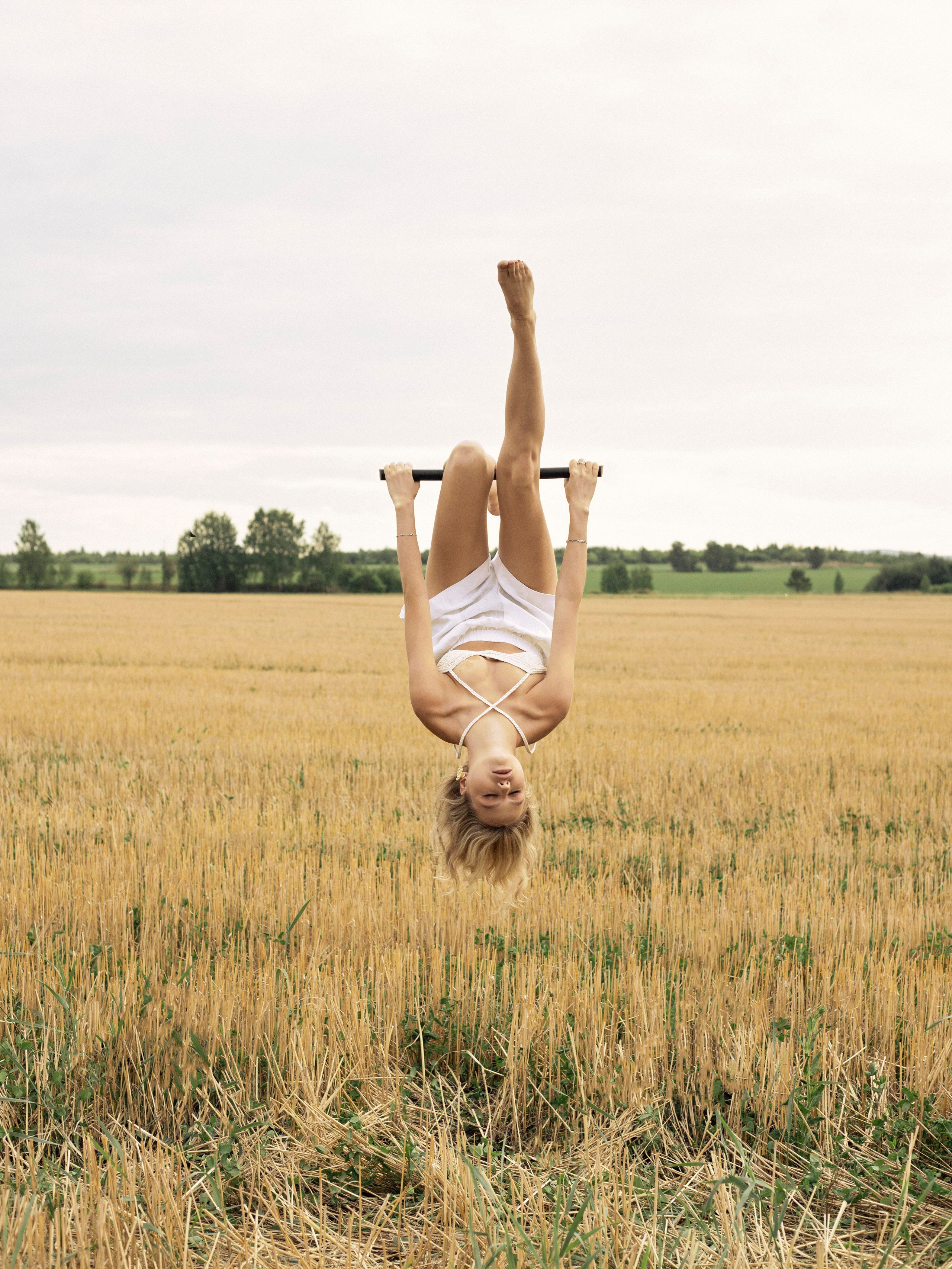 VARYA. Yekaterinburg, Sochi, Istanbul, Tiflis-Bshari Zaana’da fotoğrafçı